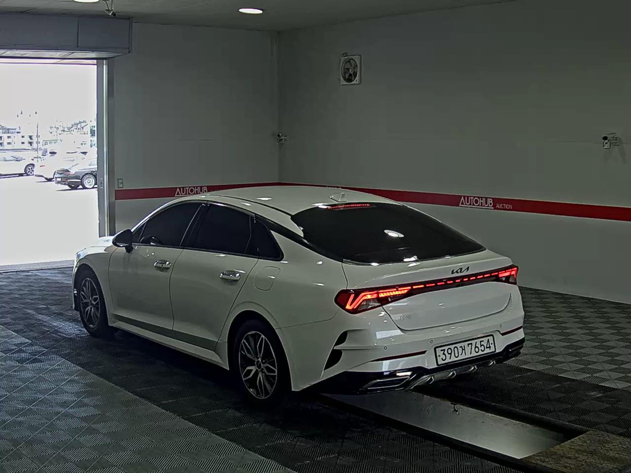 2023 - kia k5
