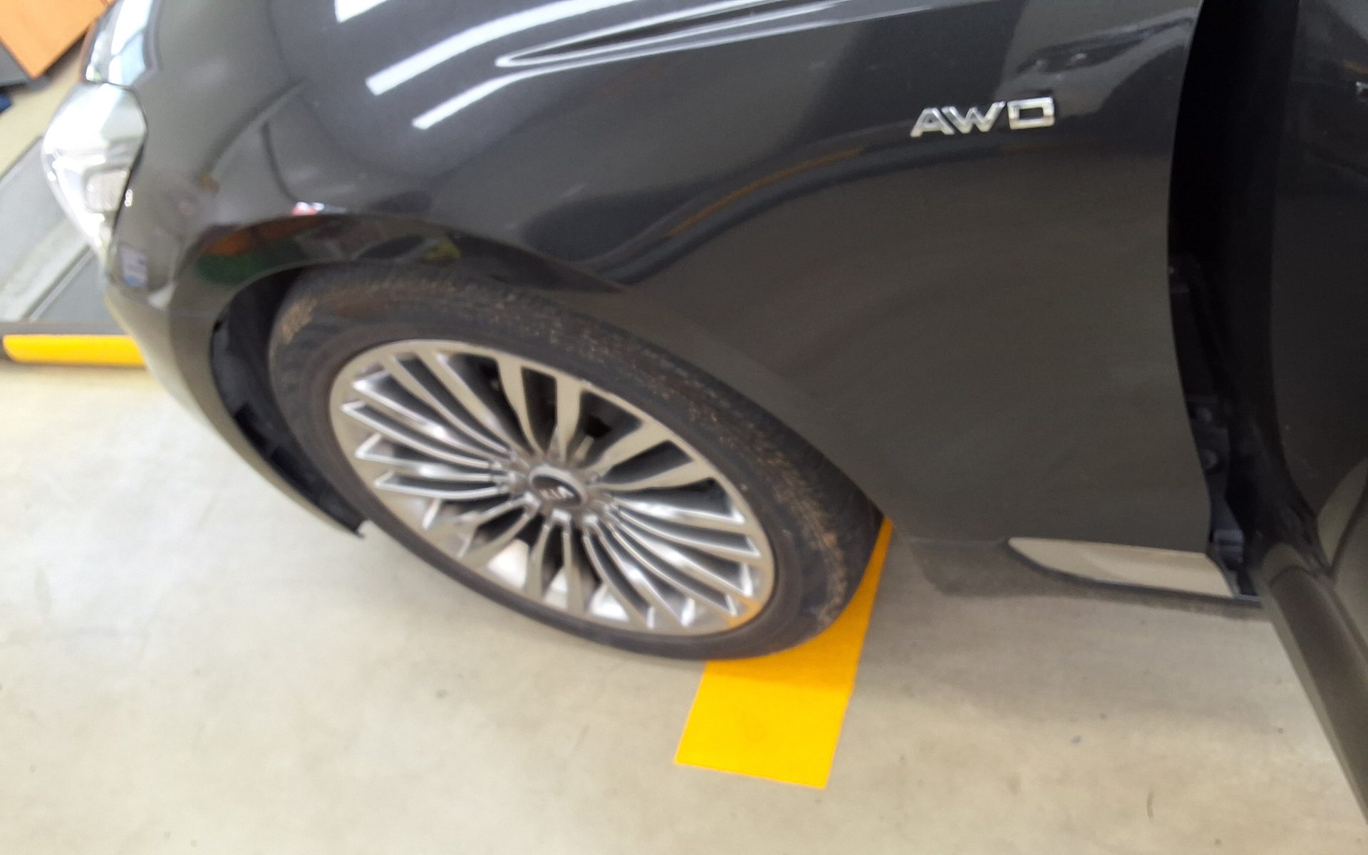 2019 - kia k9