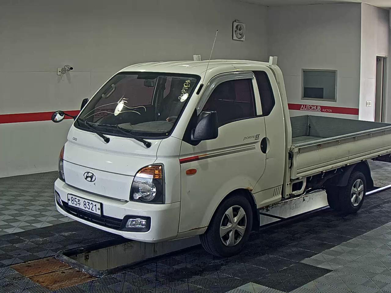 HYUNDAI PORTER II SUPER CAB EXTRA WHEELBASE SUPER