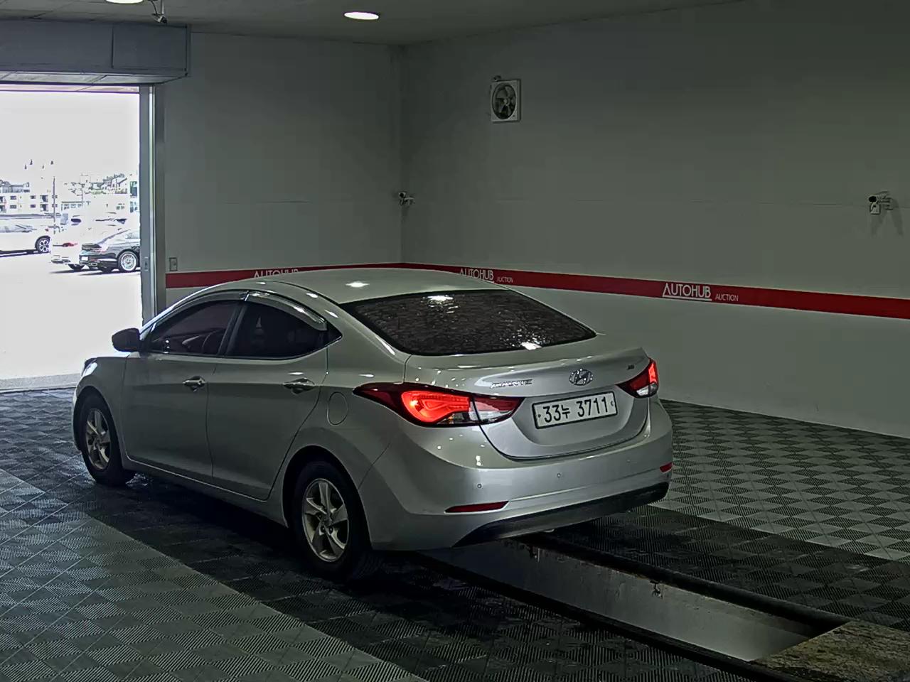 2015 - hyundai avante