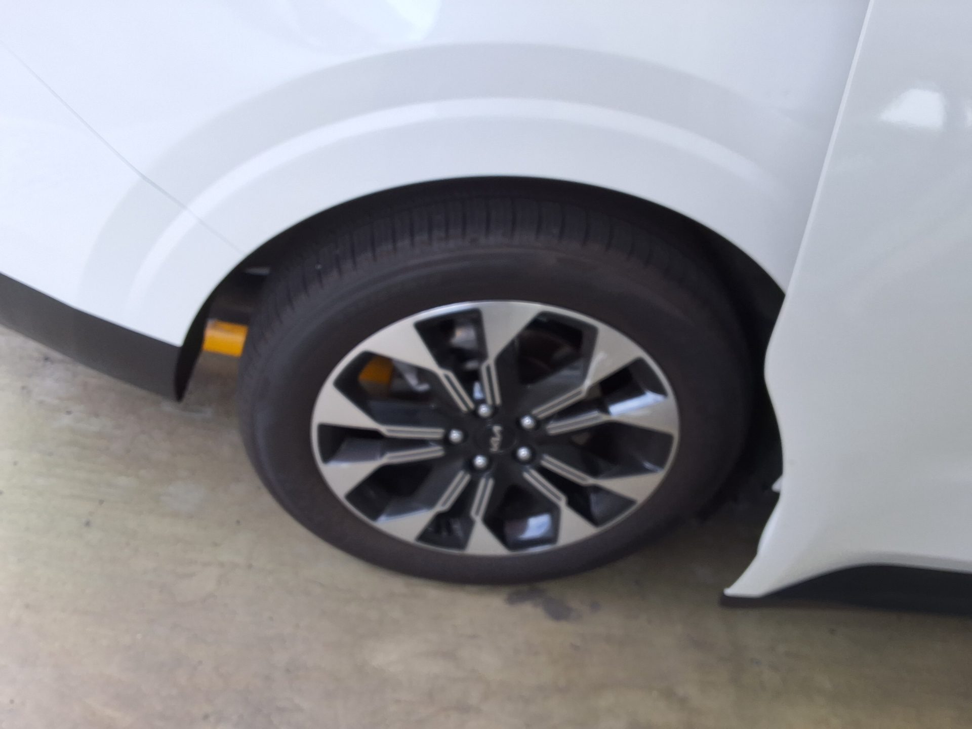 2023 - kia carnival
