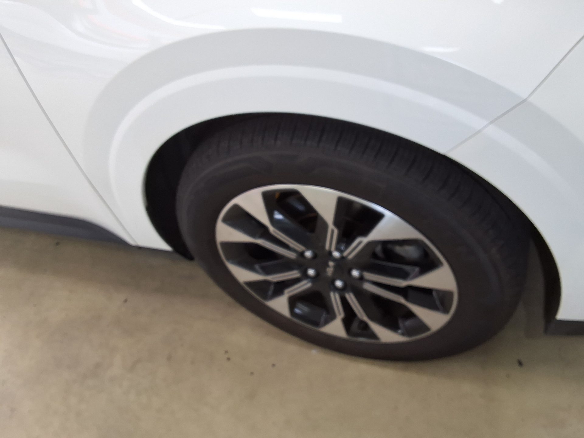 2023 - kia carnival
