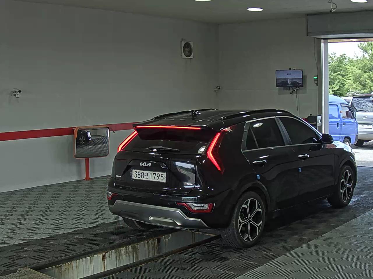 2022 - kia niro