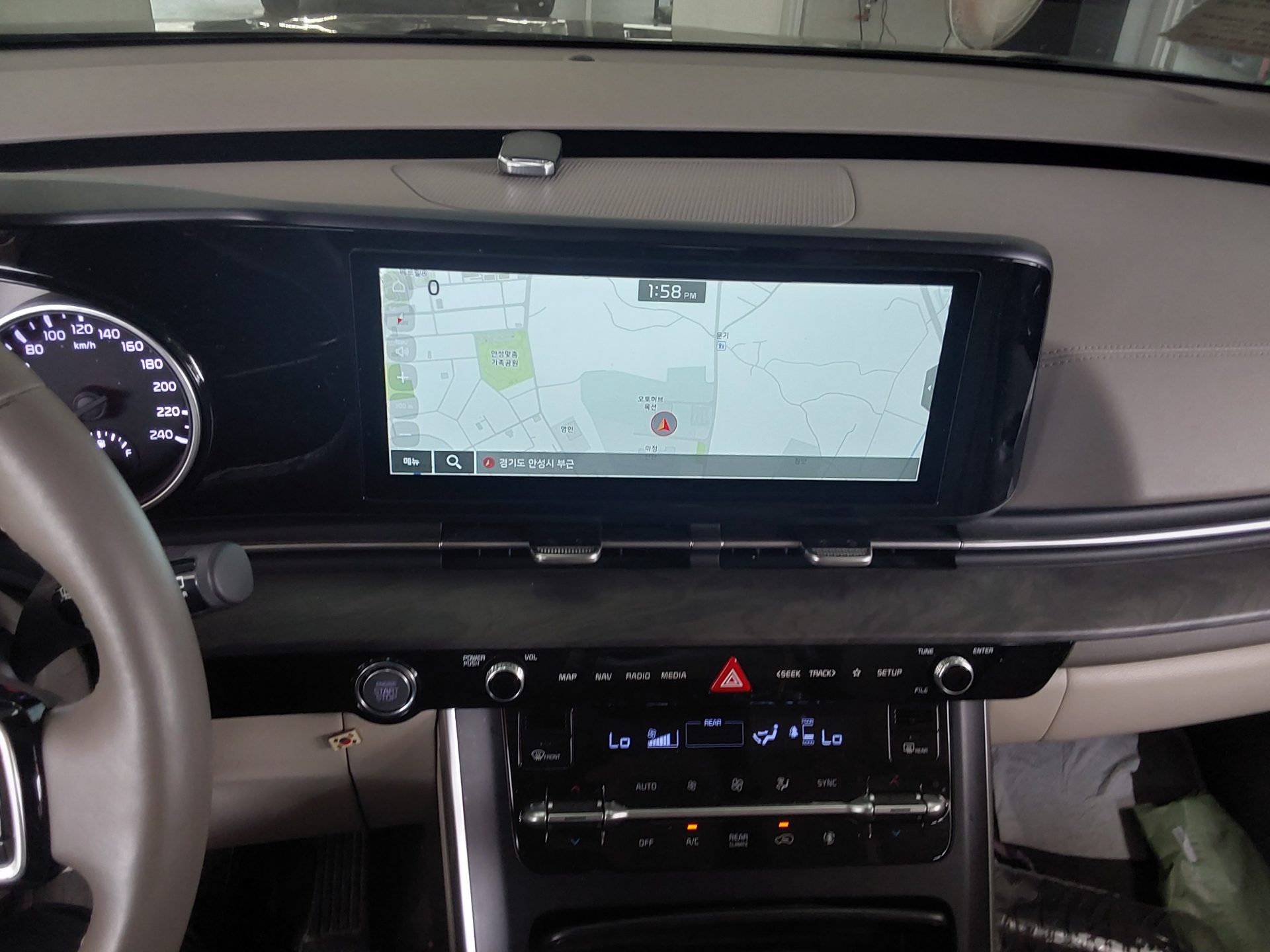 2023 - kia carnival