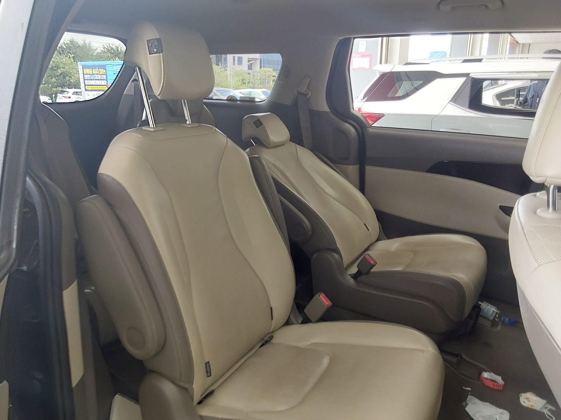 2023 - kia carnival