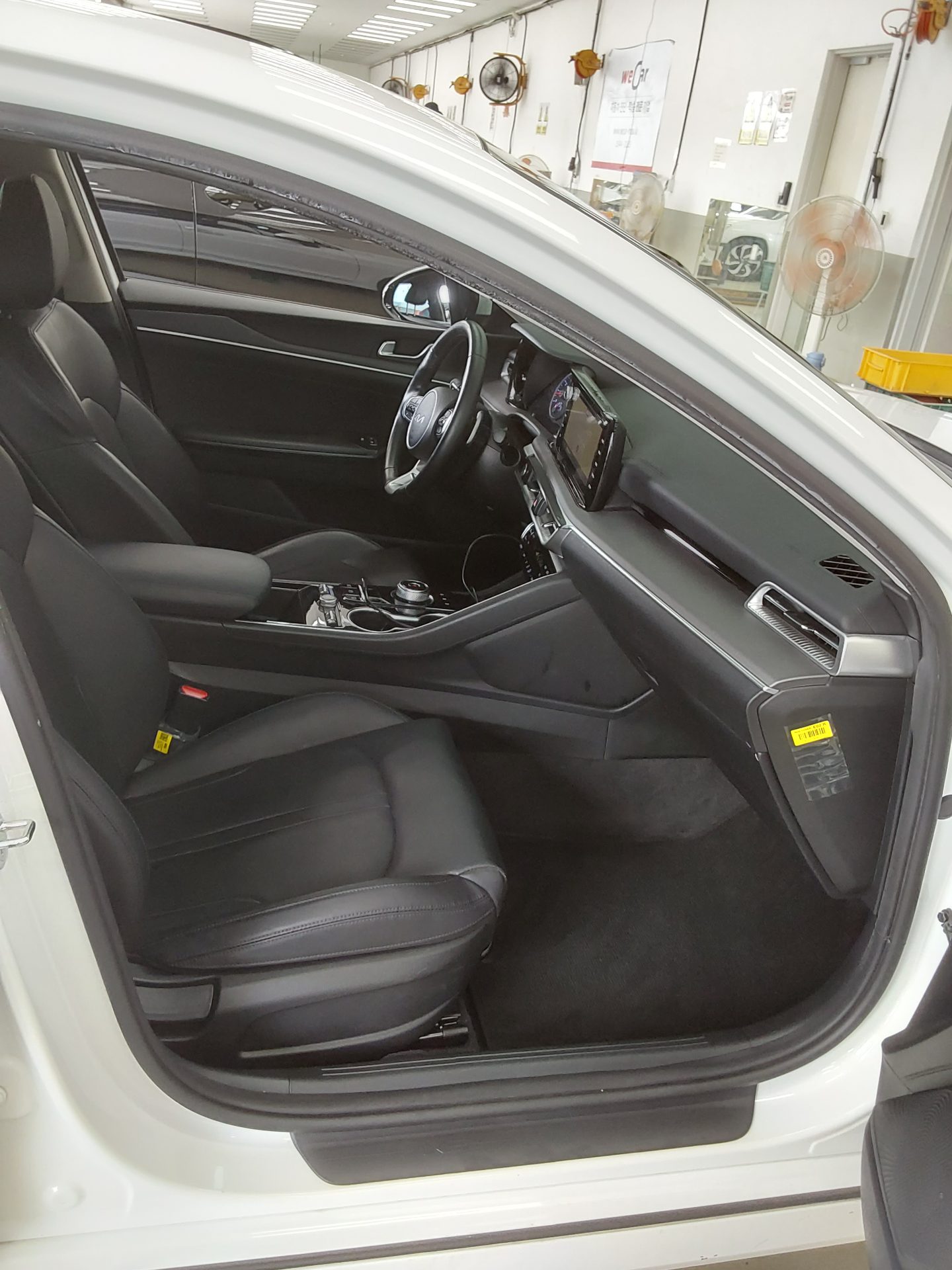 2023 - kia k5