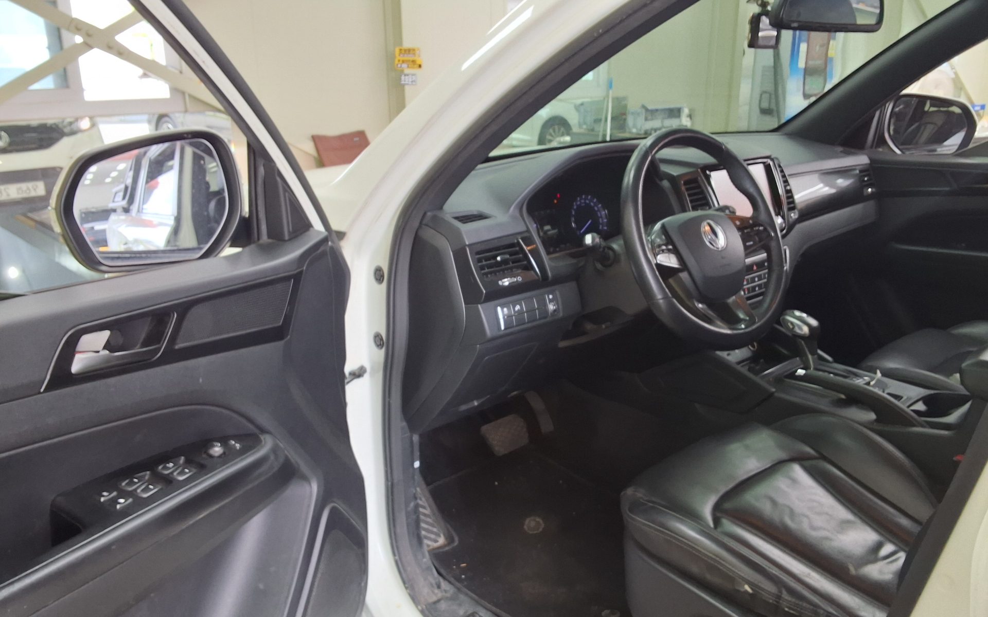 2021 - ssangyong rexton