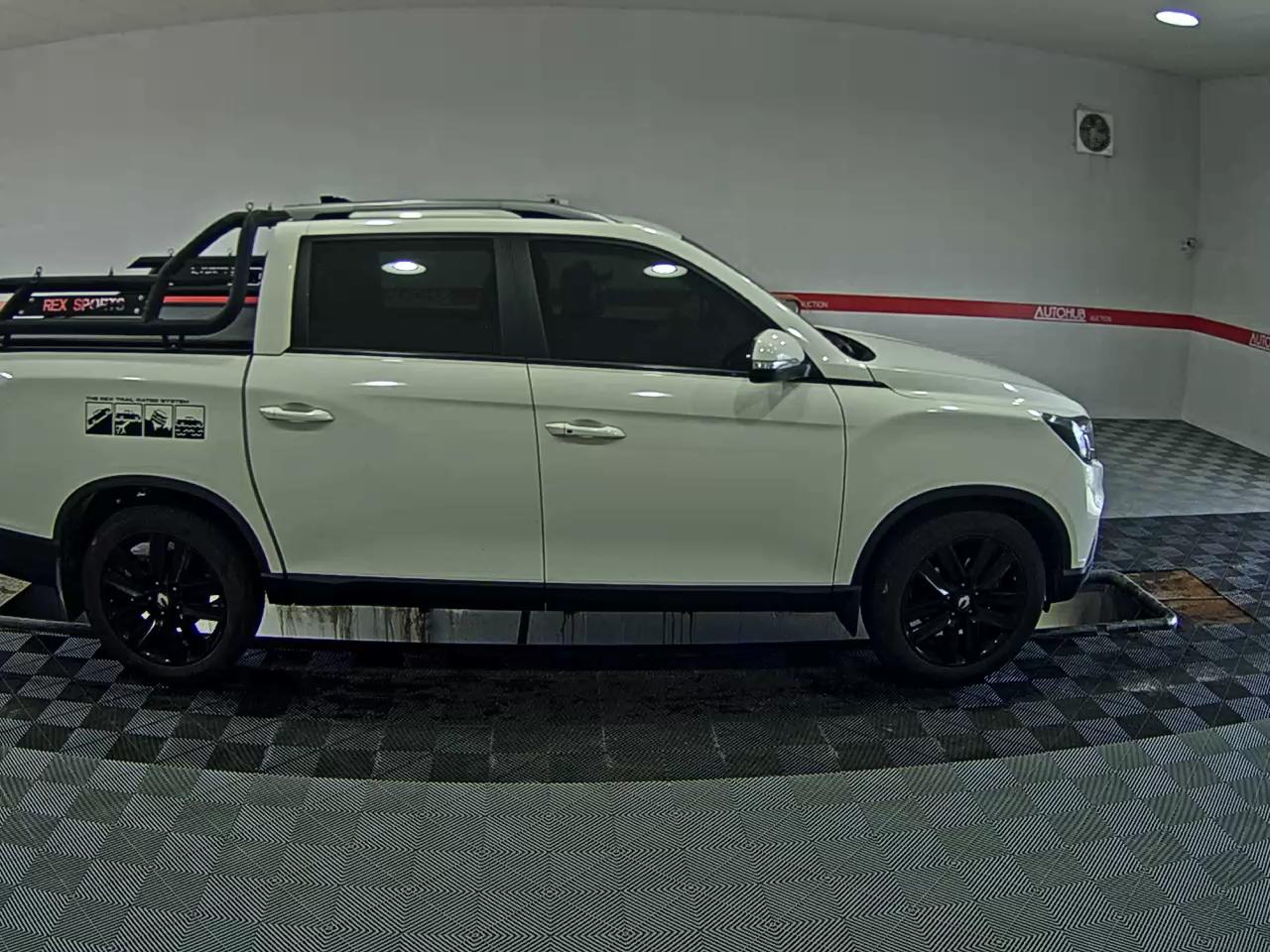 2021 - ssangyong rexton