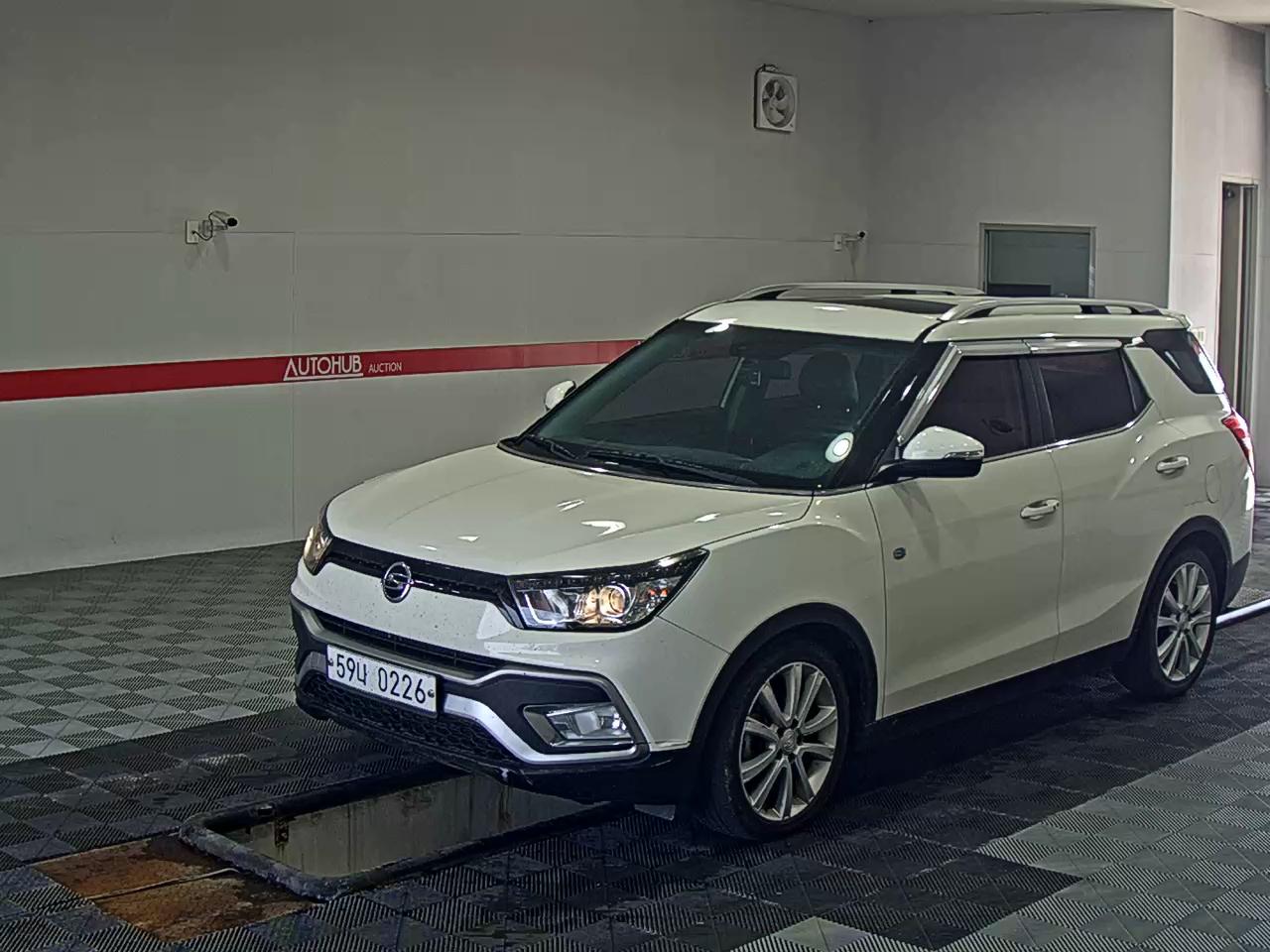 KG MOBILITY (SSANGYONG) TIVOLI AIR IX