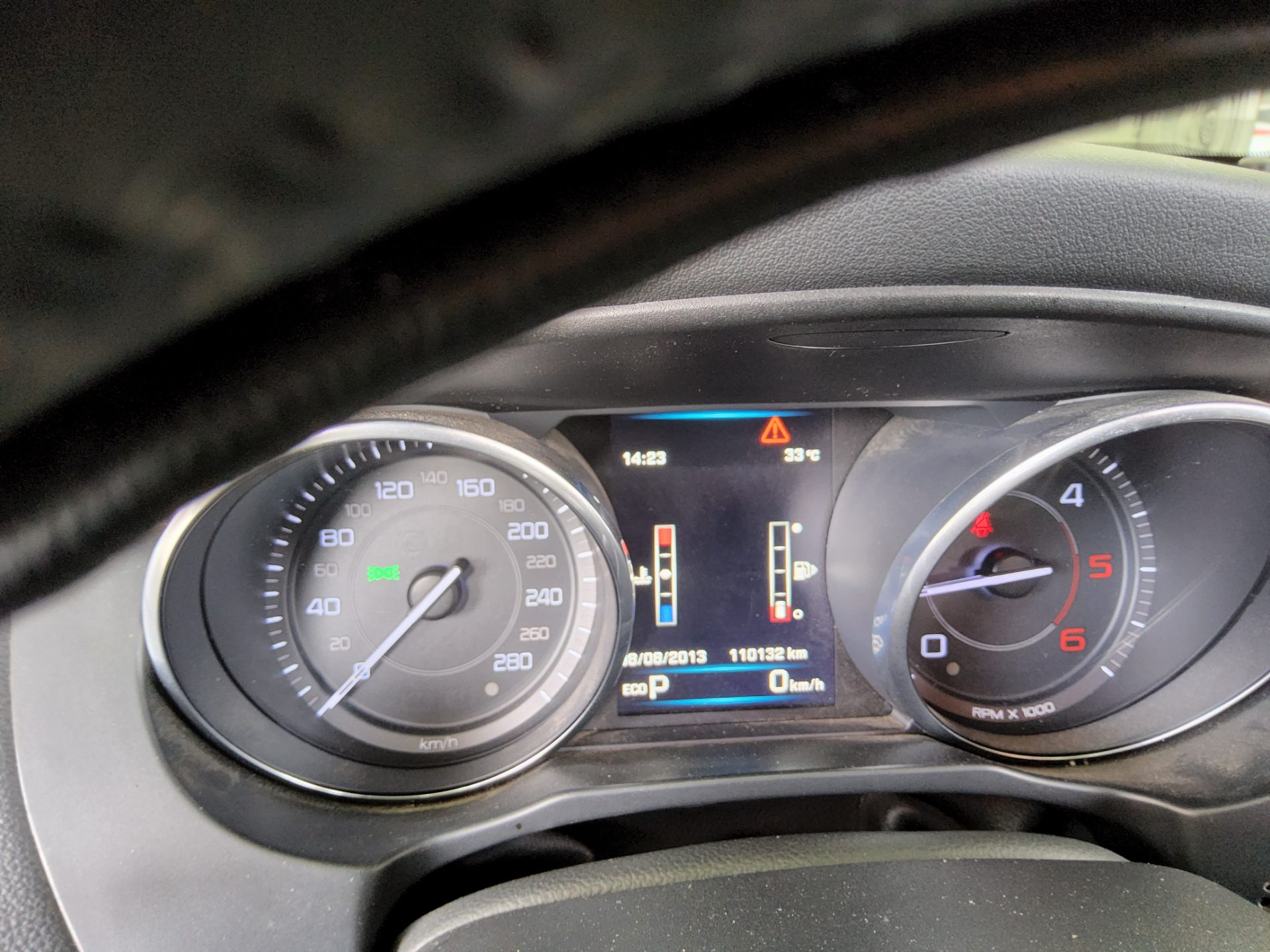 2016 - jaguar xe