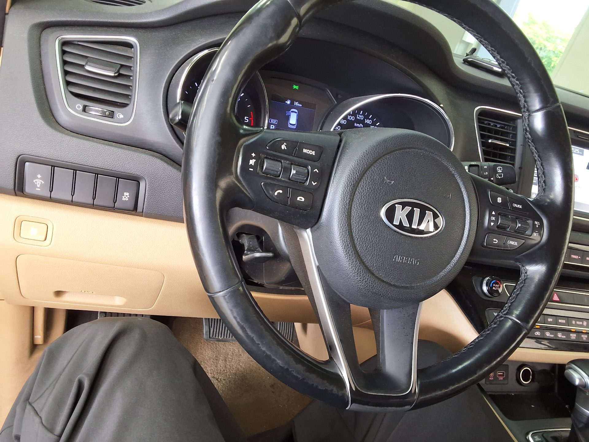 2020 - kia carnival