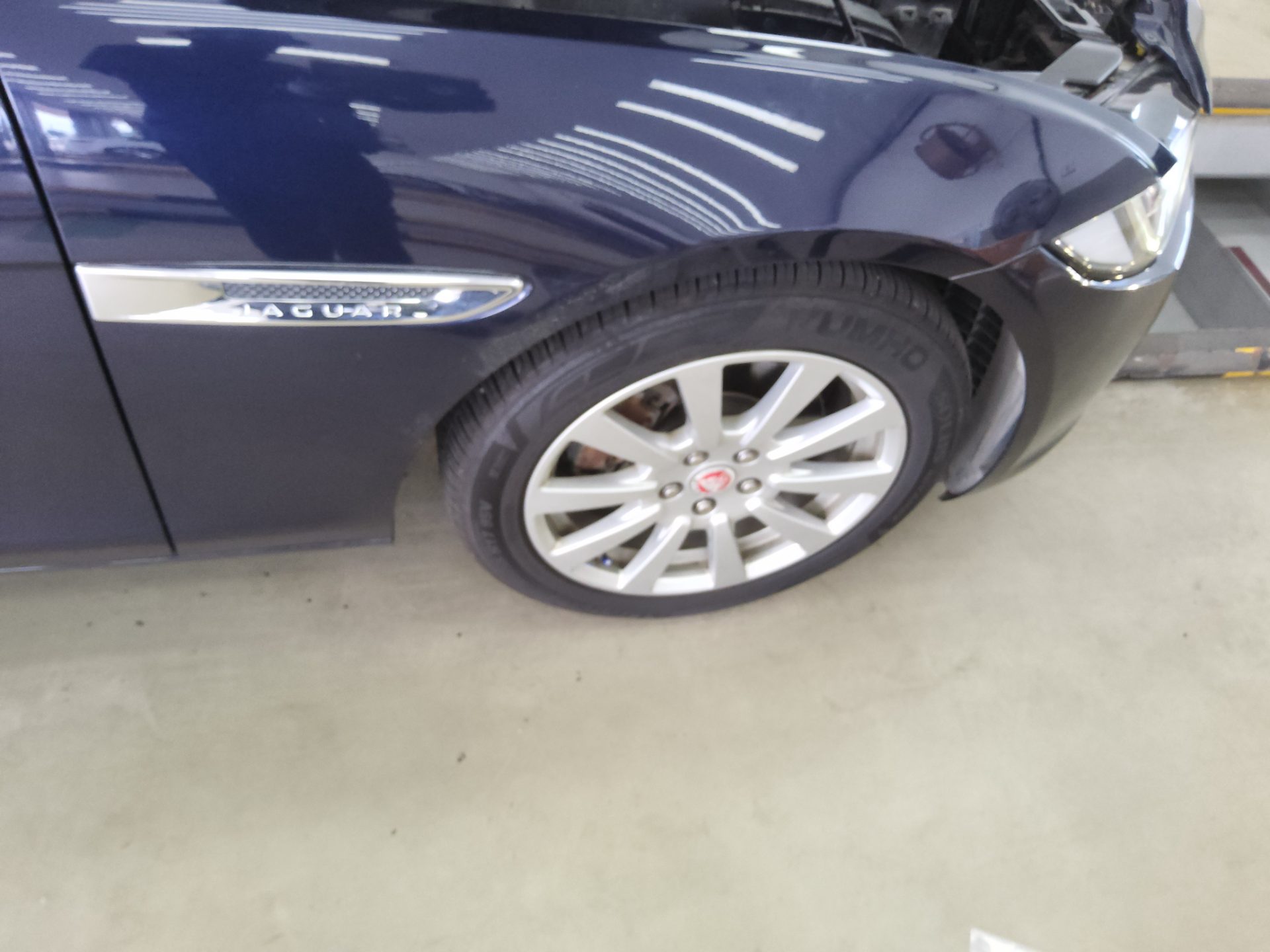 2016 - jaguar xe
