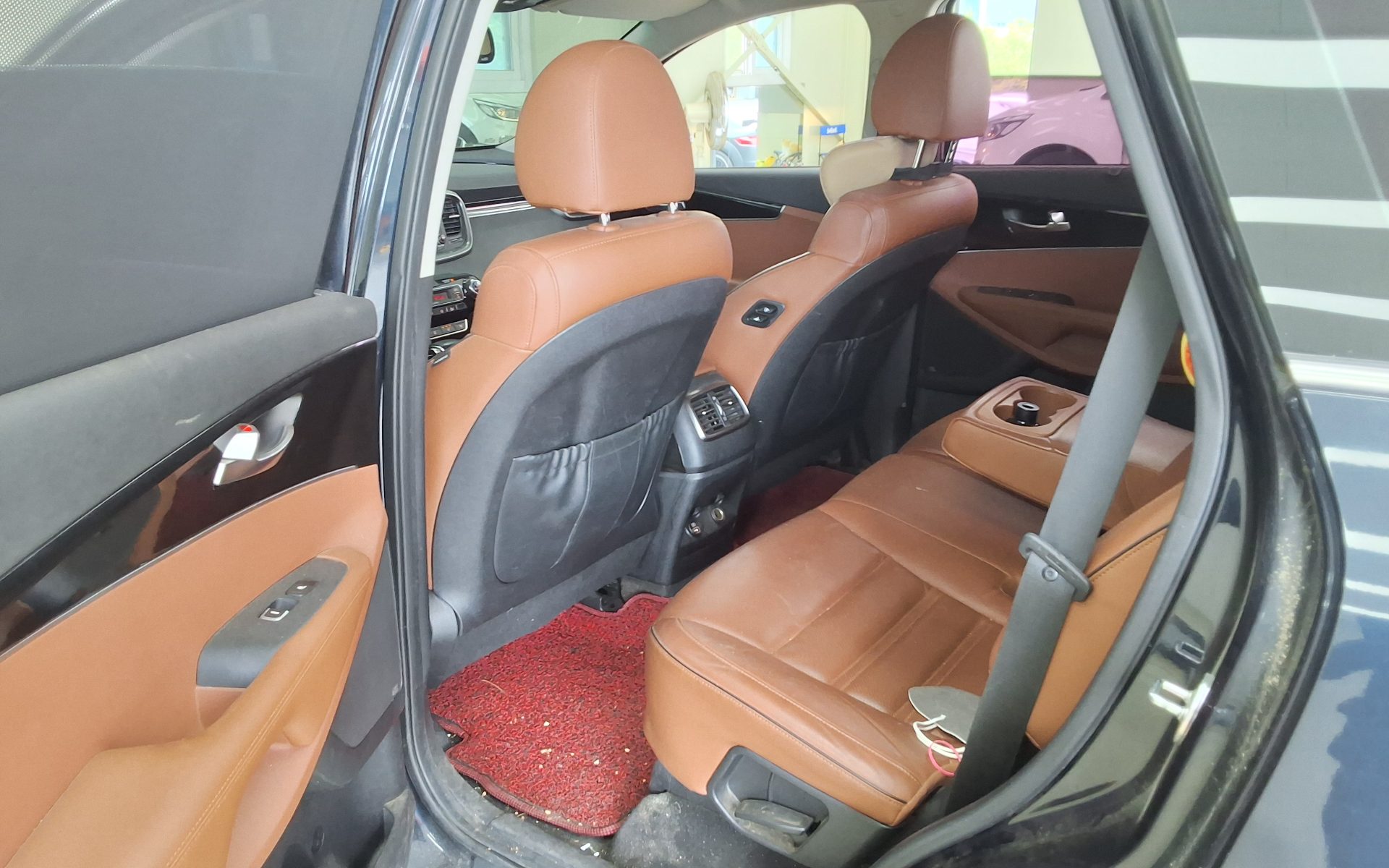 2019 - kia sorento
