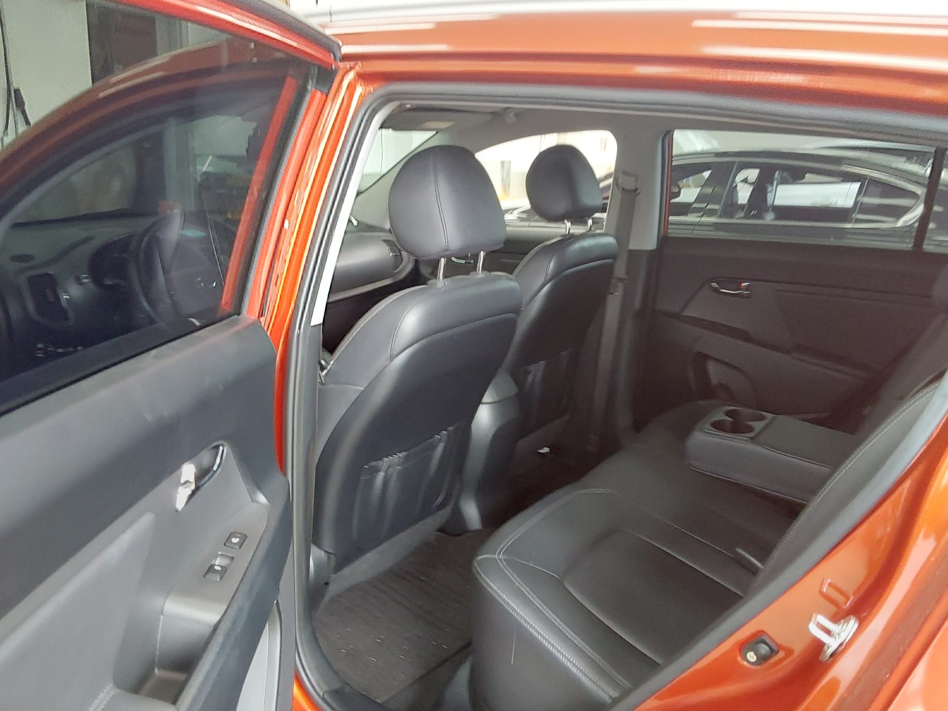 2012 - kia sportage