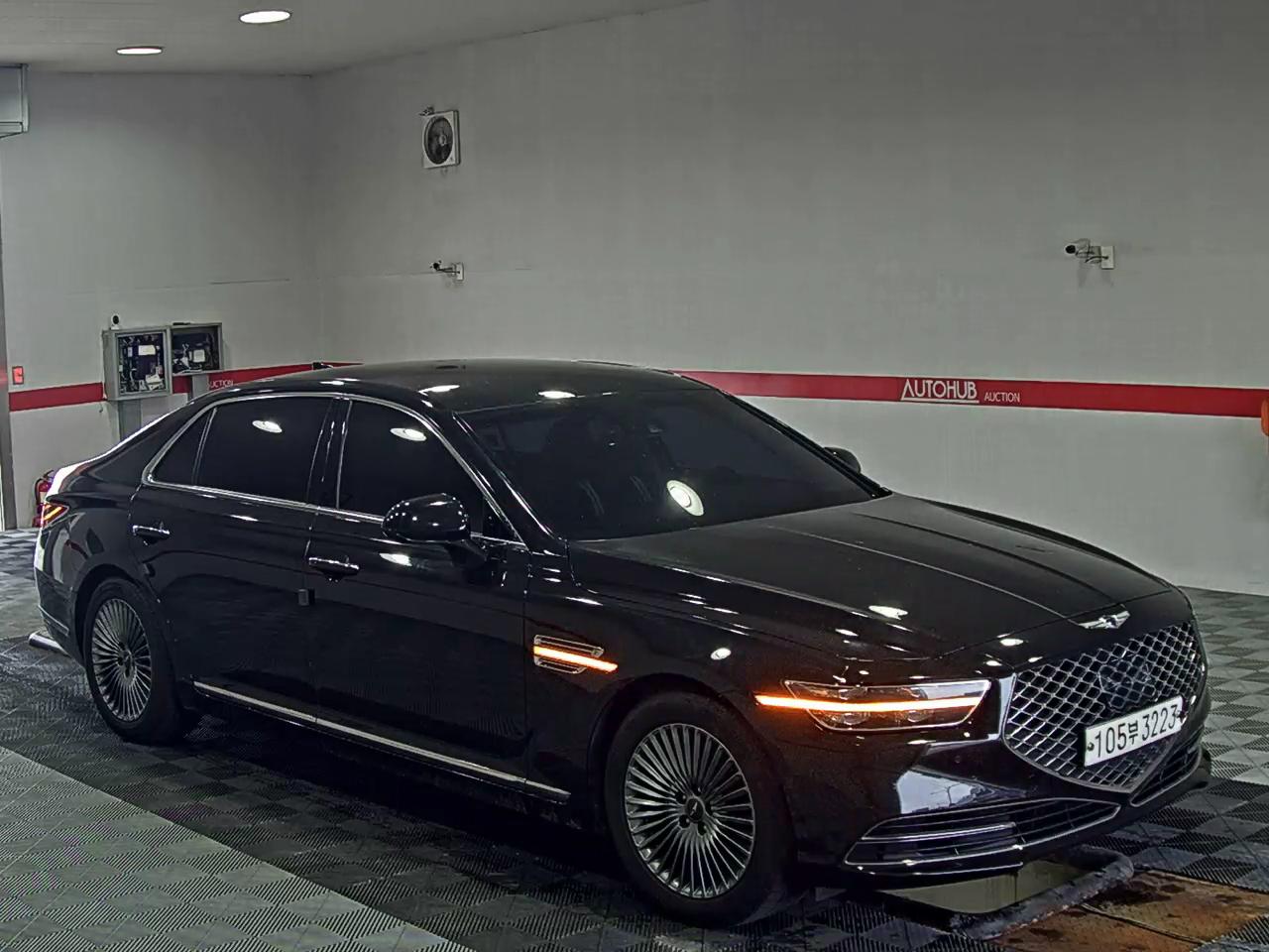 2019 - genesis g90