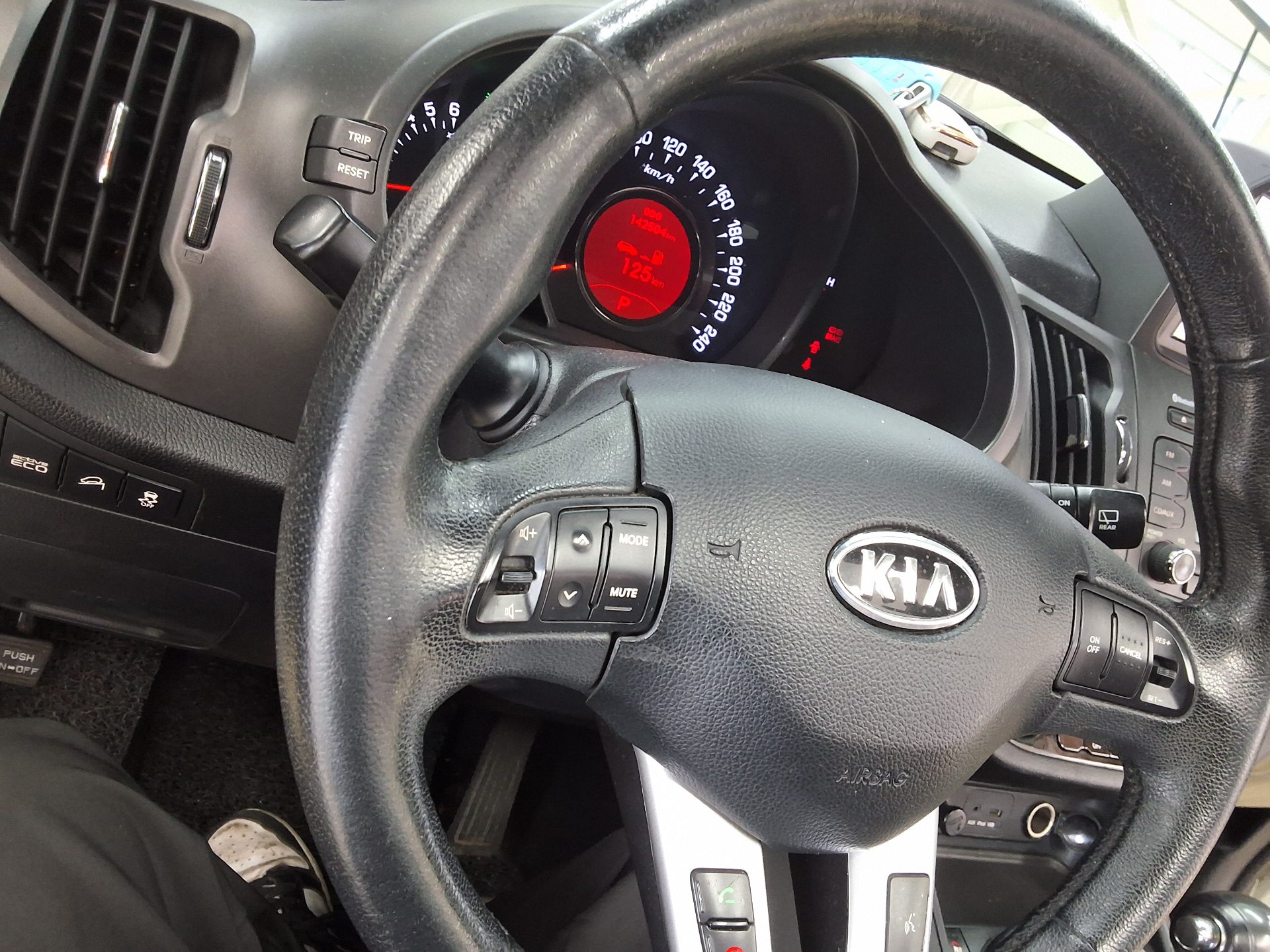 2012 - kia sportage