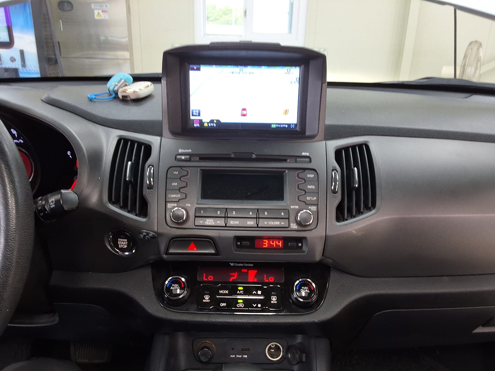 2012 - kia sportage