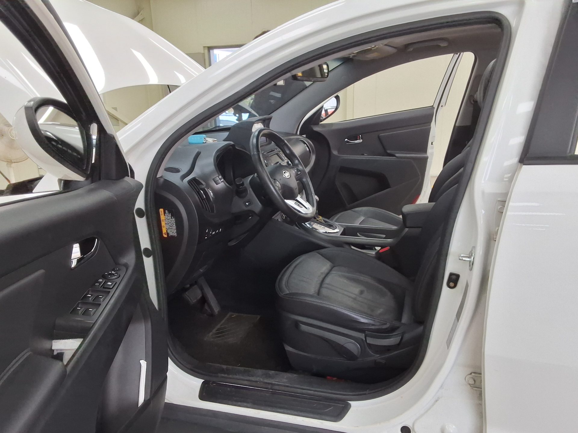 2012 - kia sportage