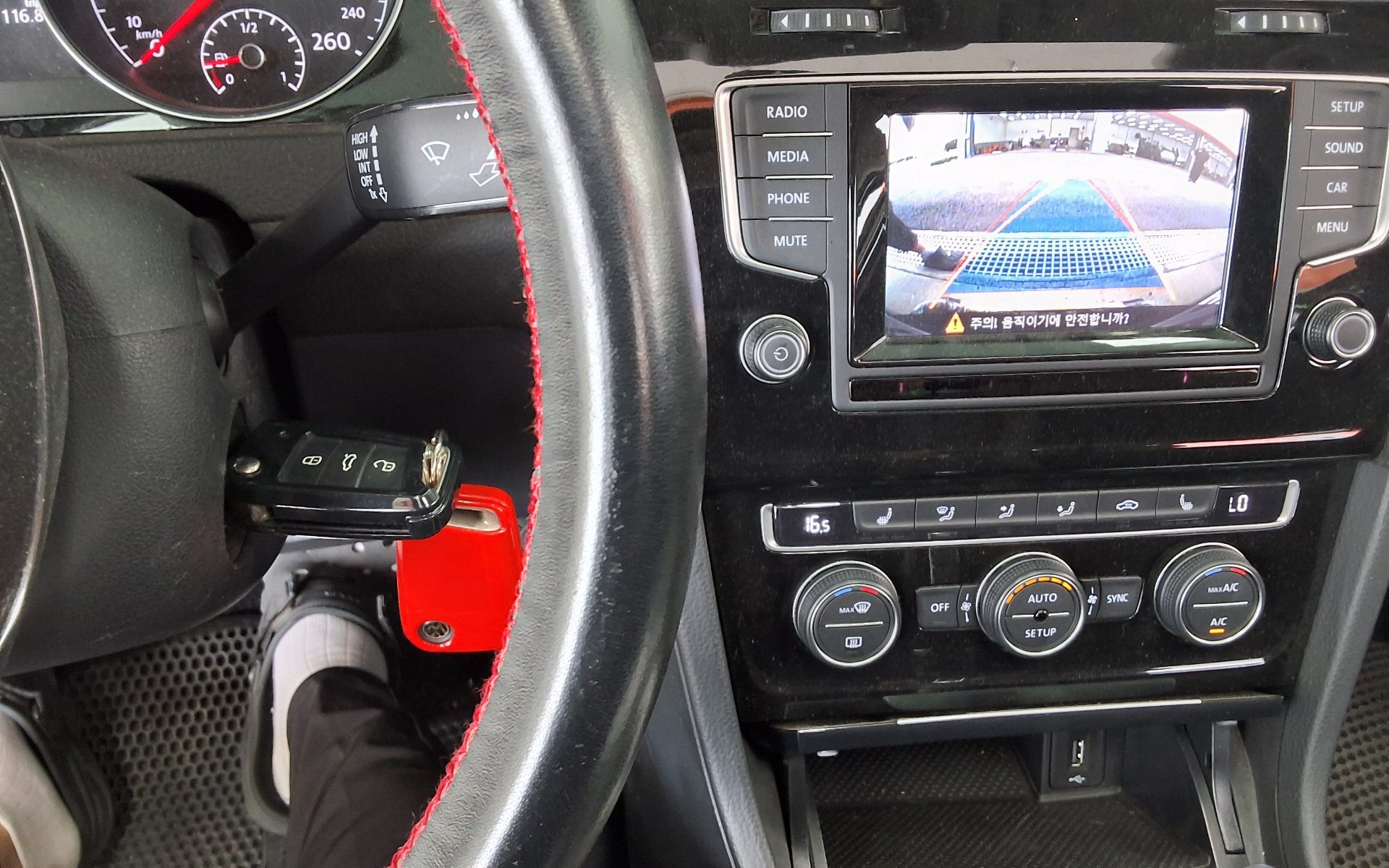 2014 - volkswagen golf
