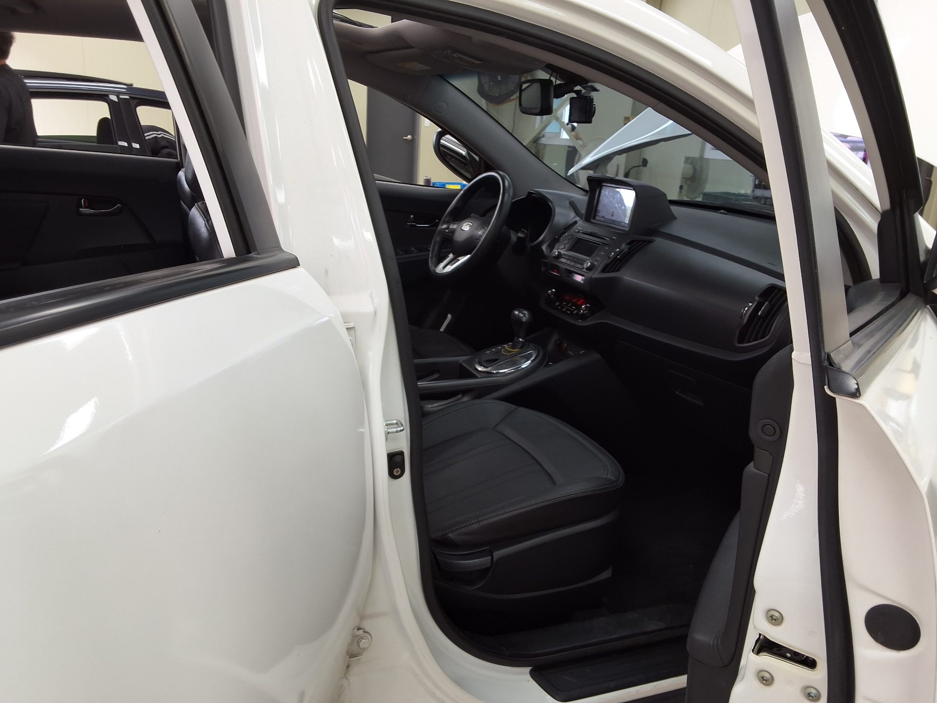 2012 - kia sportage