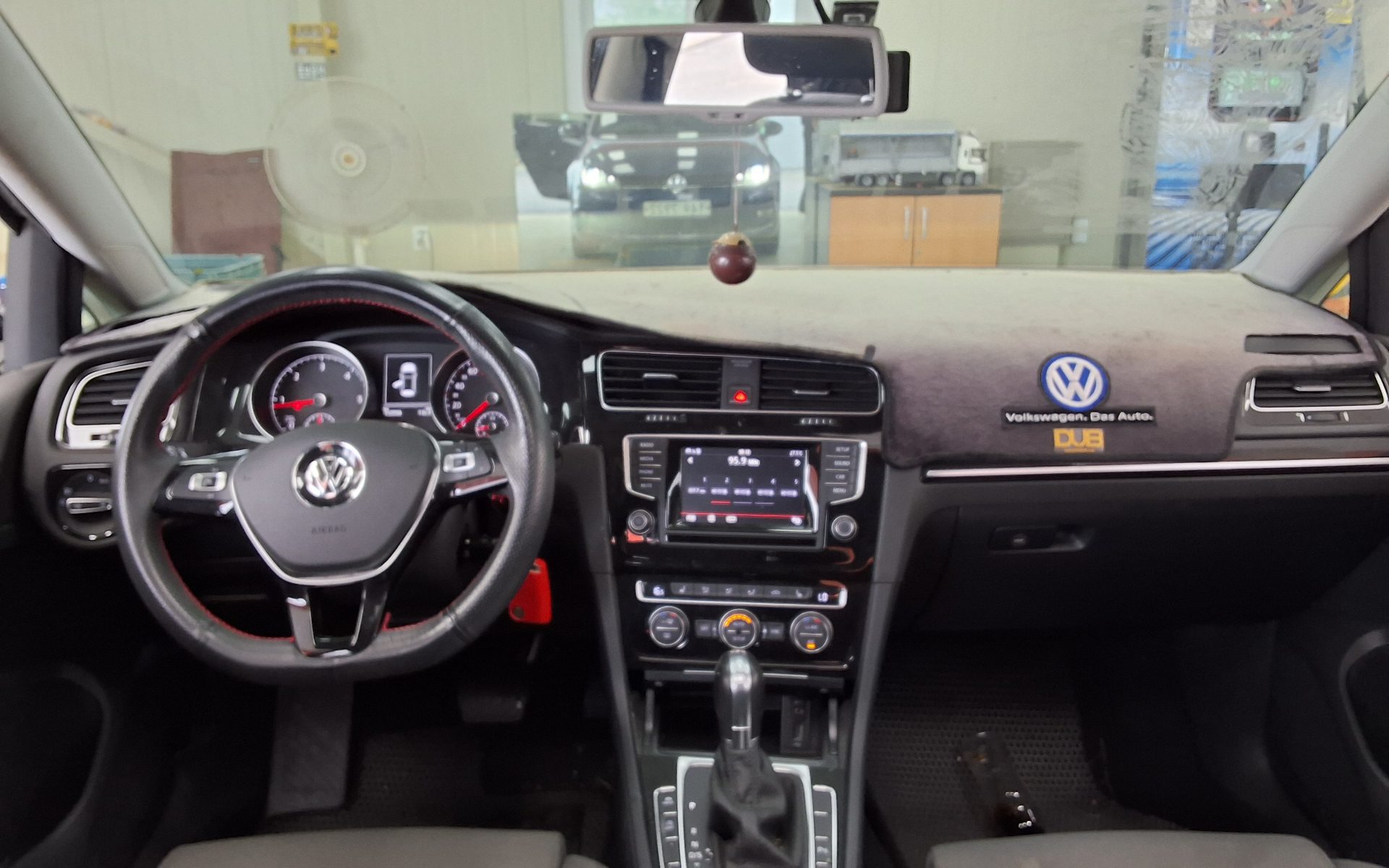 2014 - volkswagen golf