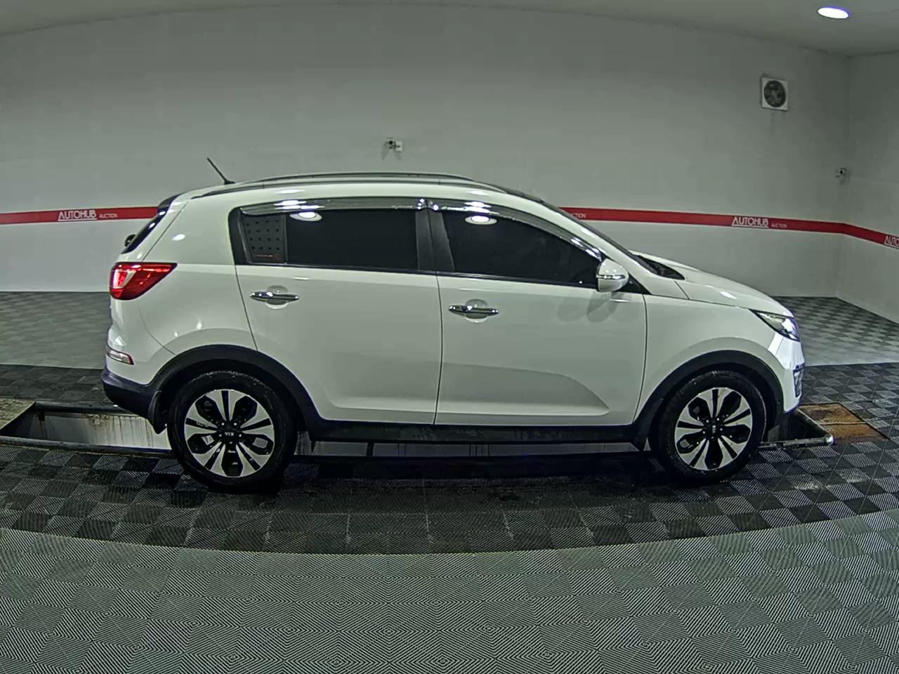 2012 - kia sportage