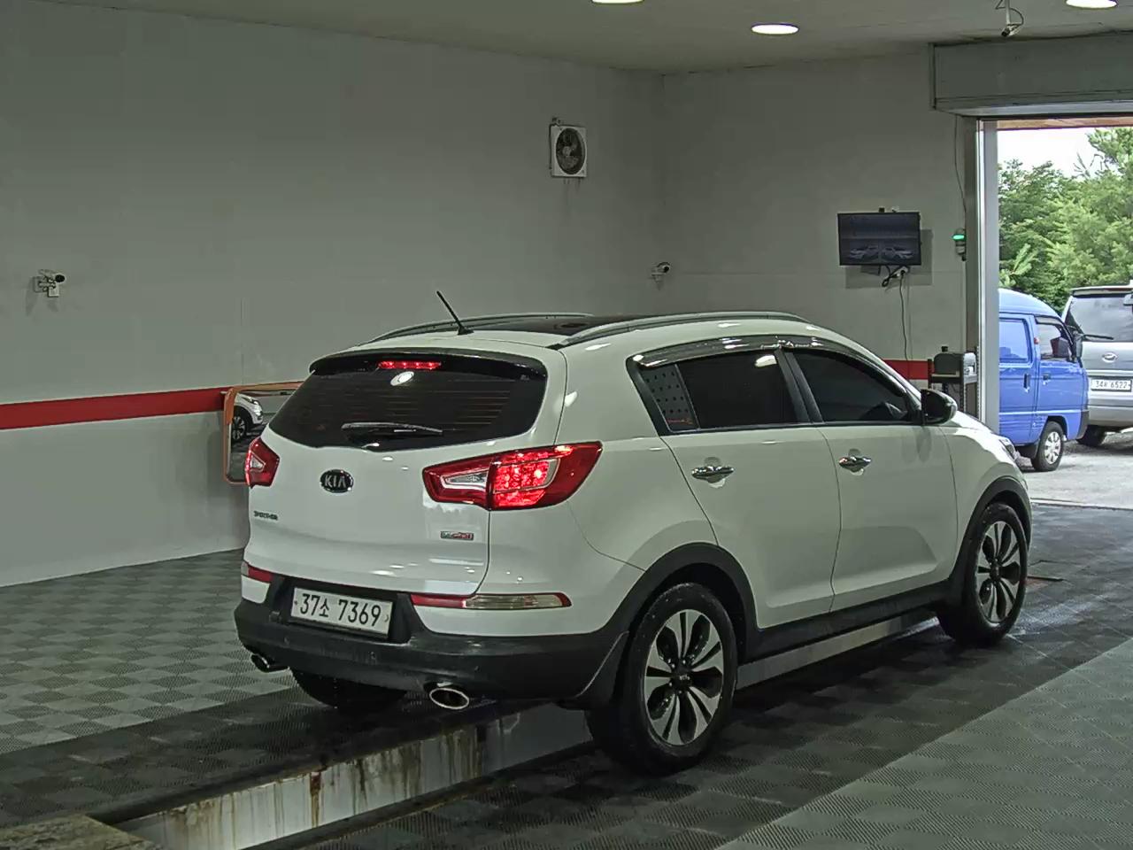 2012 - kia sportage