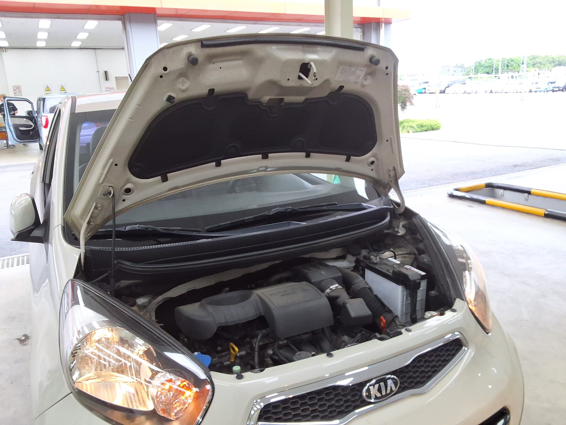 2013 - kia morning