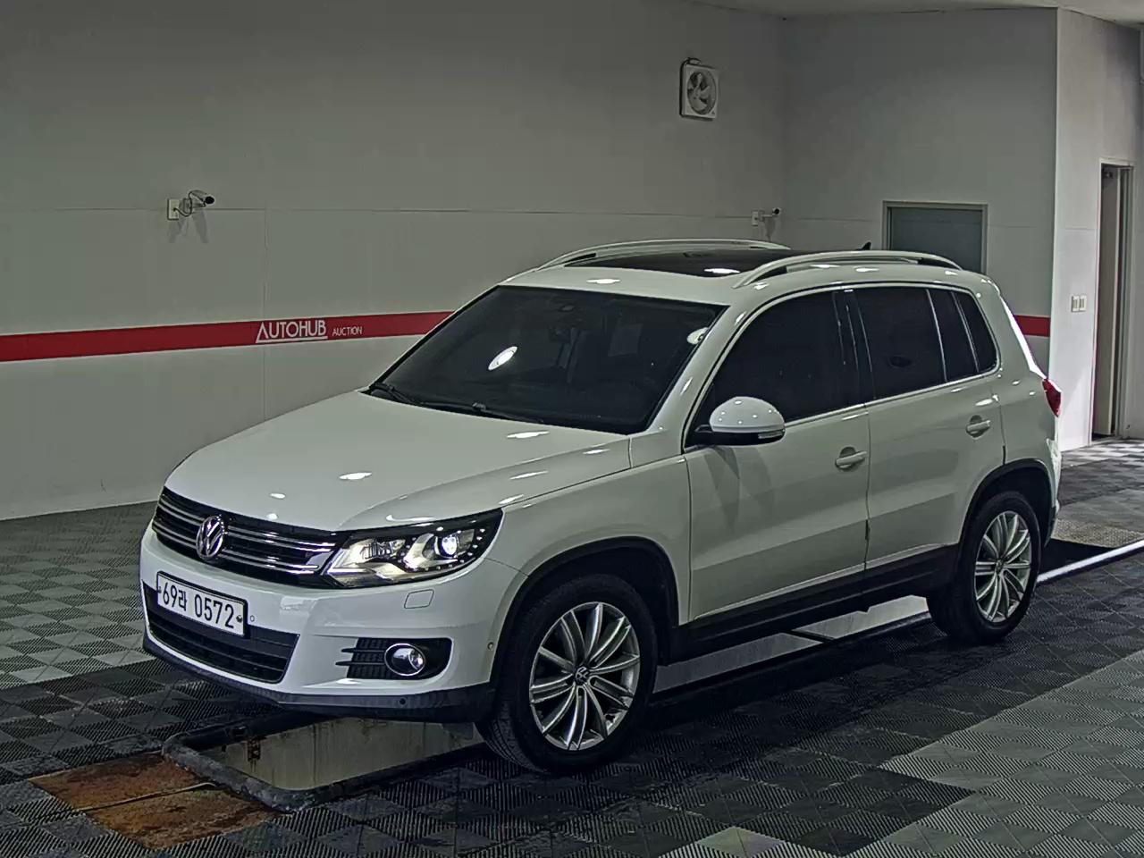 VOLKSWAGEN TIGUAN TDI BLUEMOTION