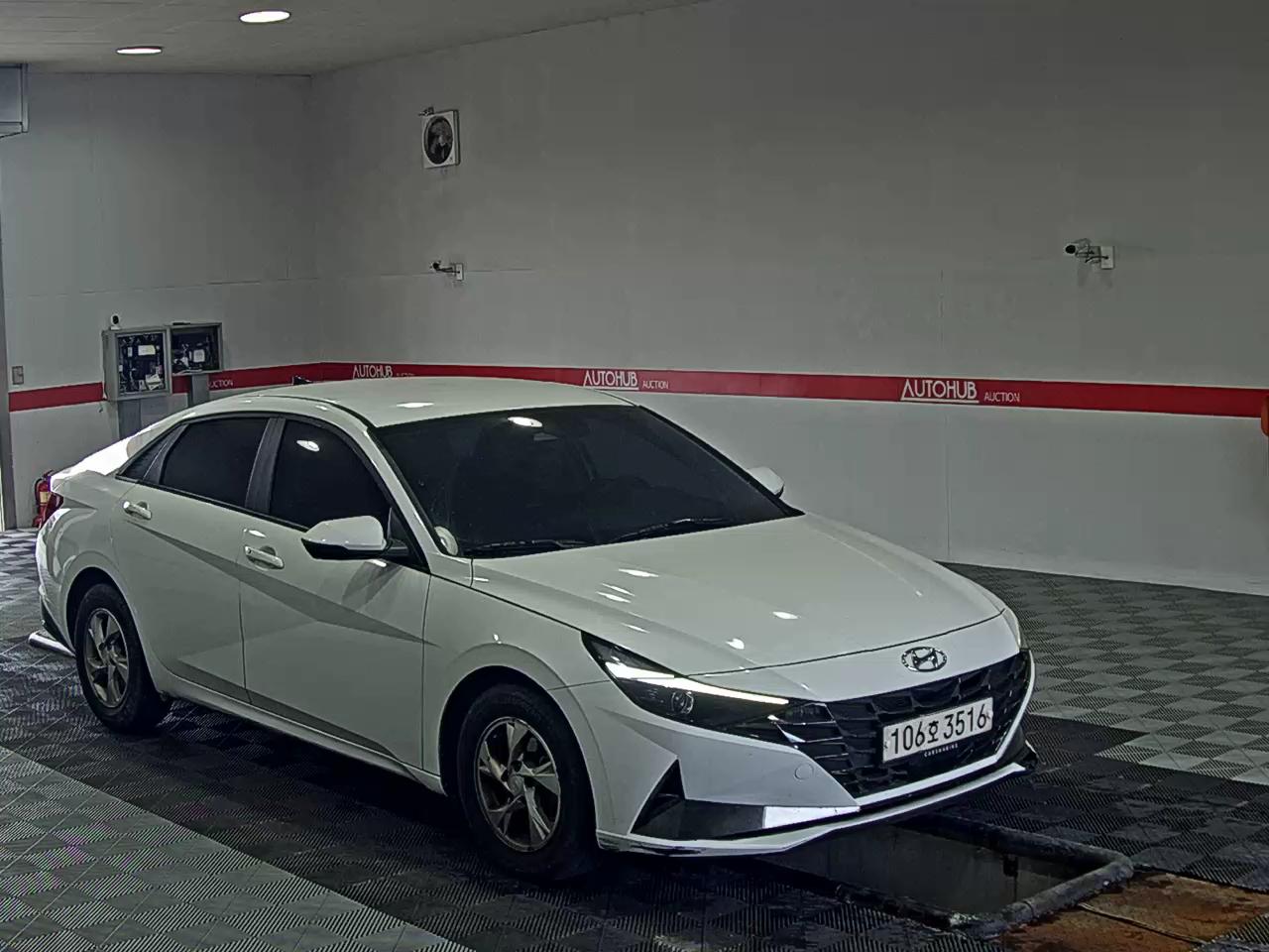 2022 - hyundai avante