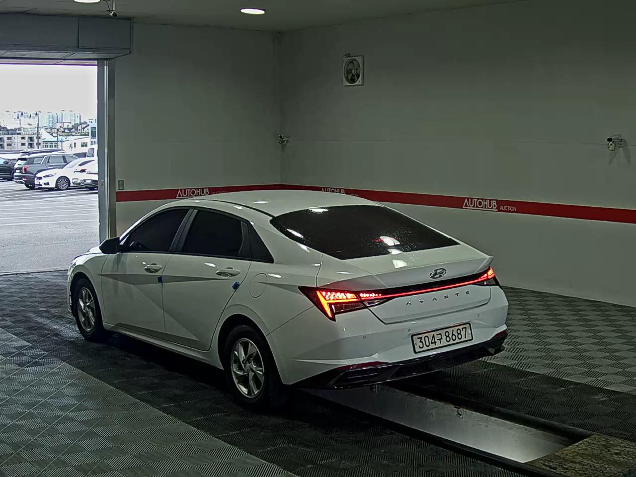 2022 - hyundai avante