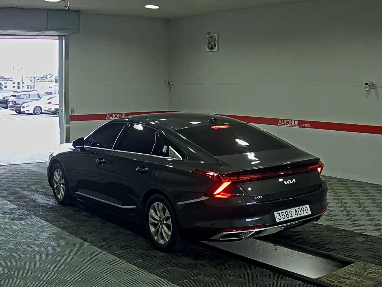 2023 - kia k8