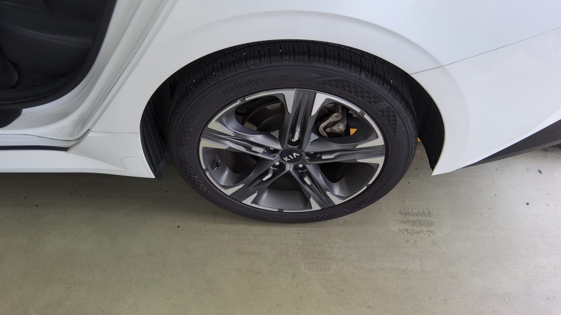 2021 - kia k5