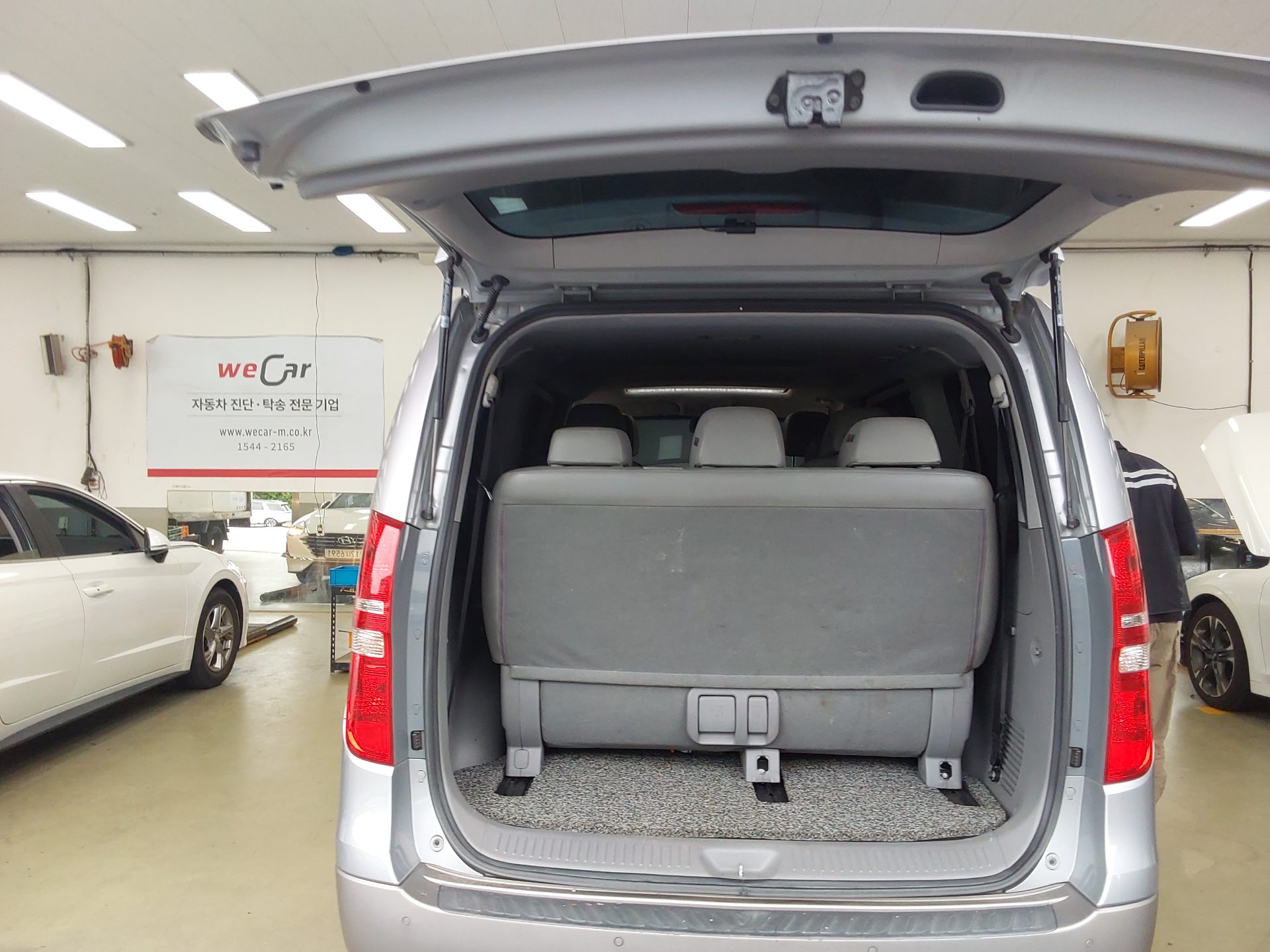 2019 - hyundai grand starex