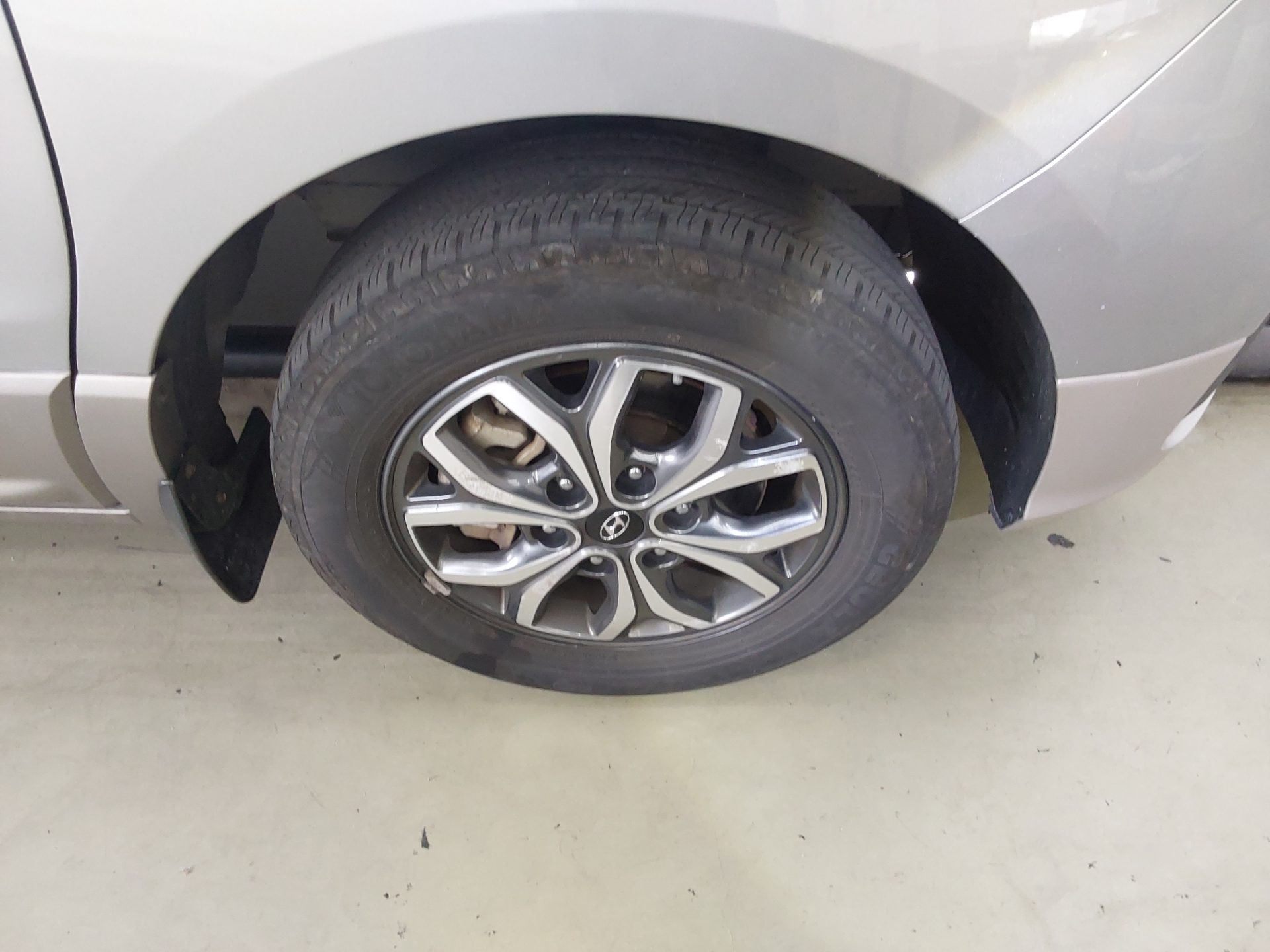 2019 - hyundai grand starex