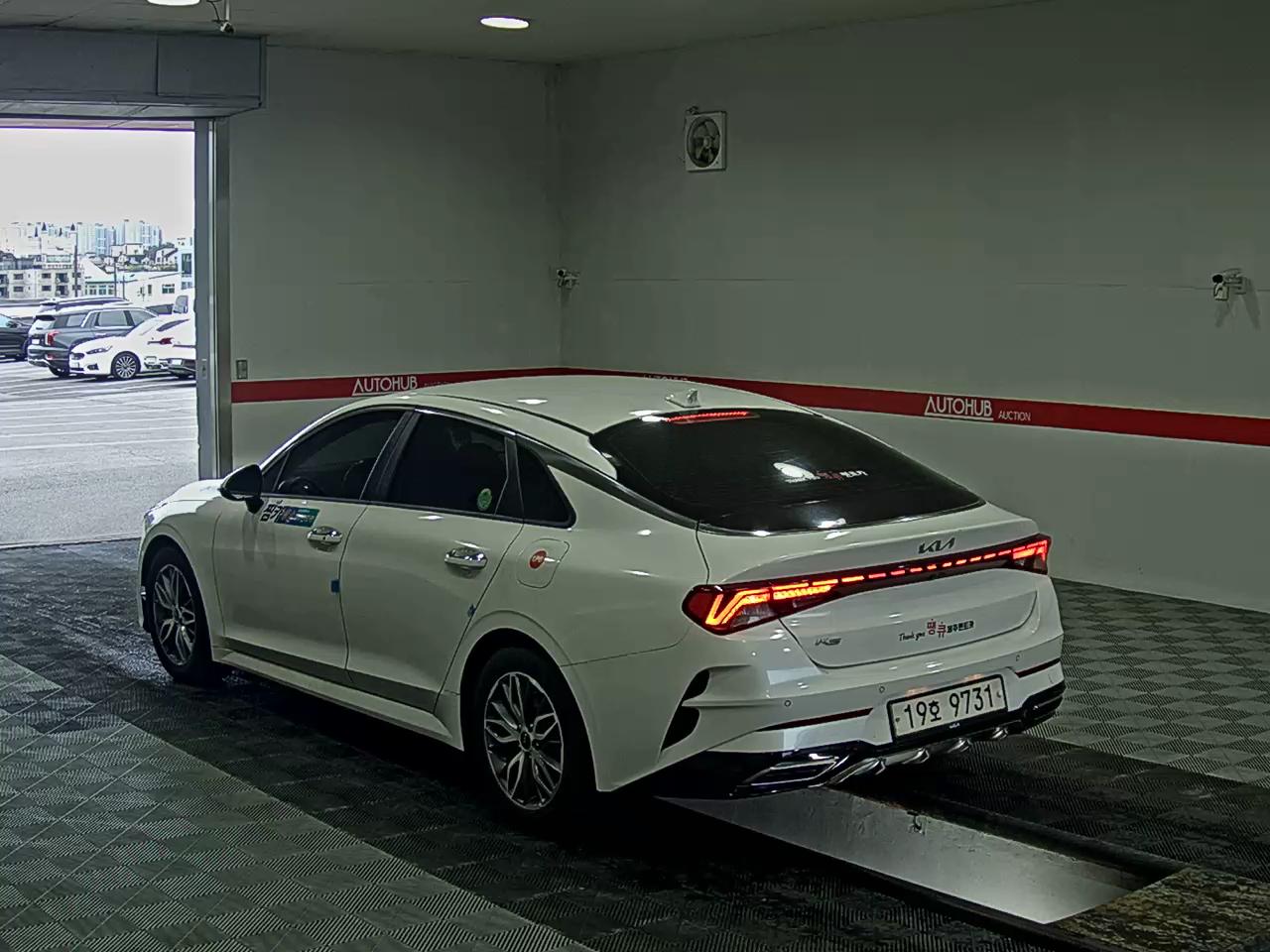 2022 - kia k5