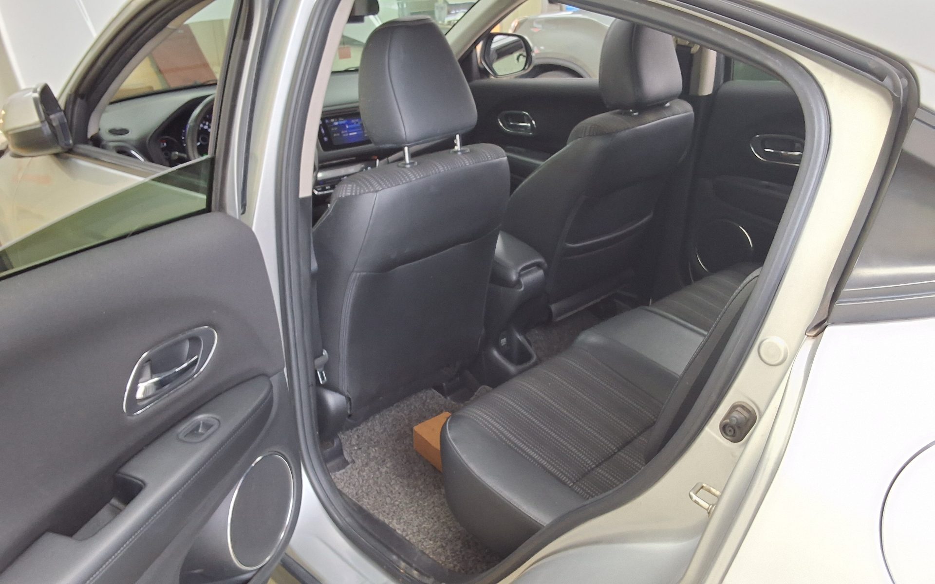2016 - honda hr-v
