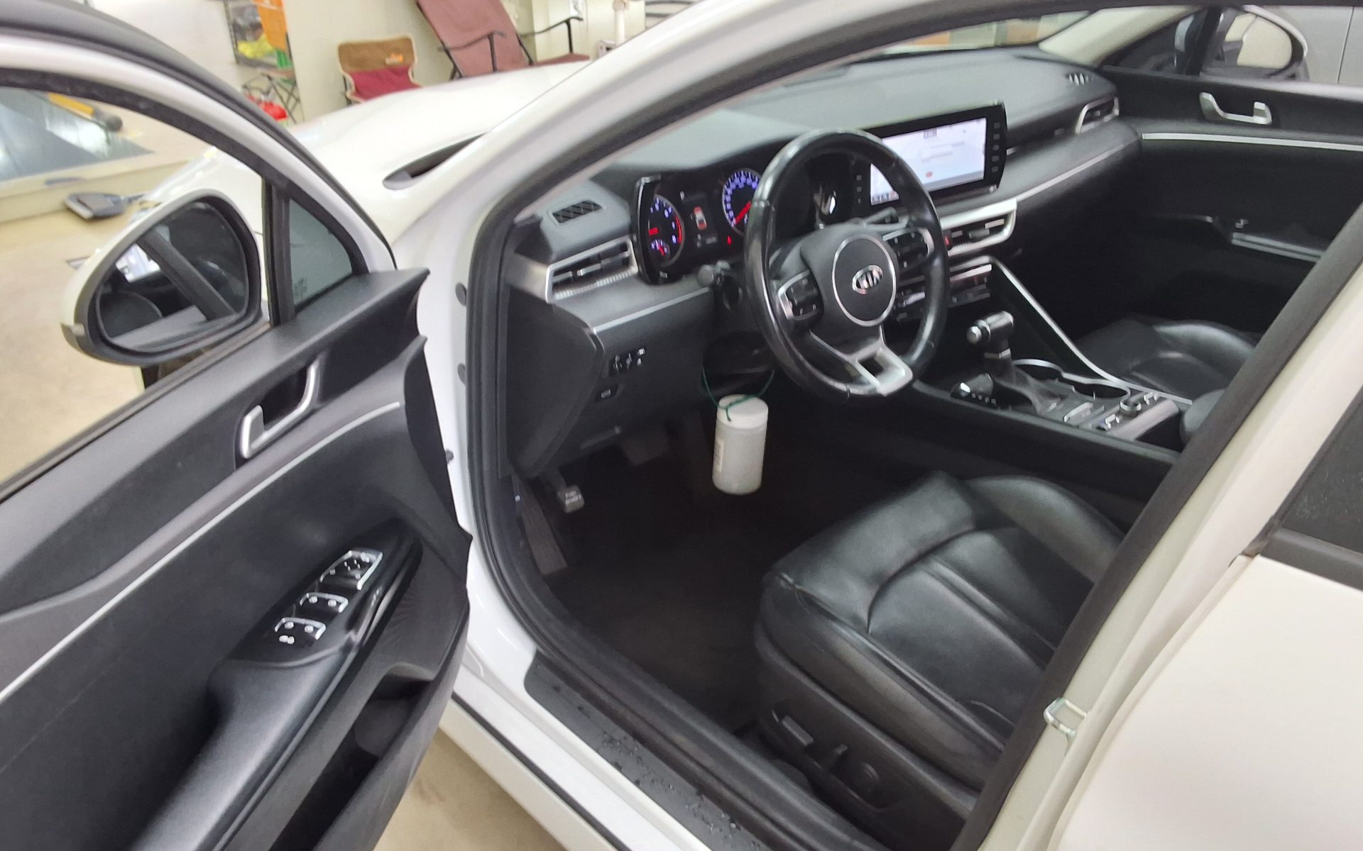 2021 - kia k5