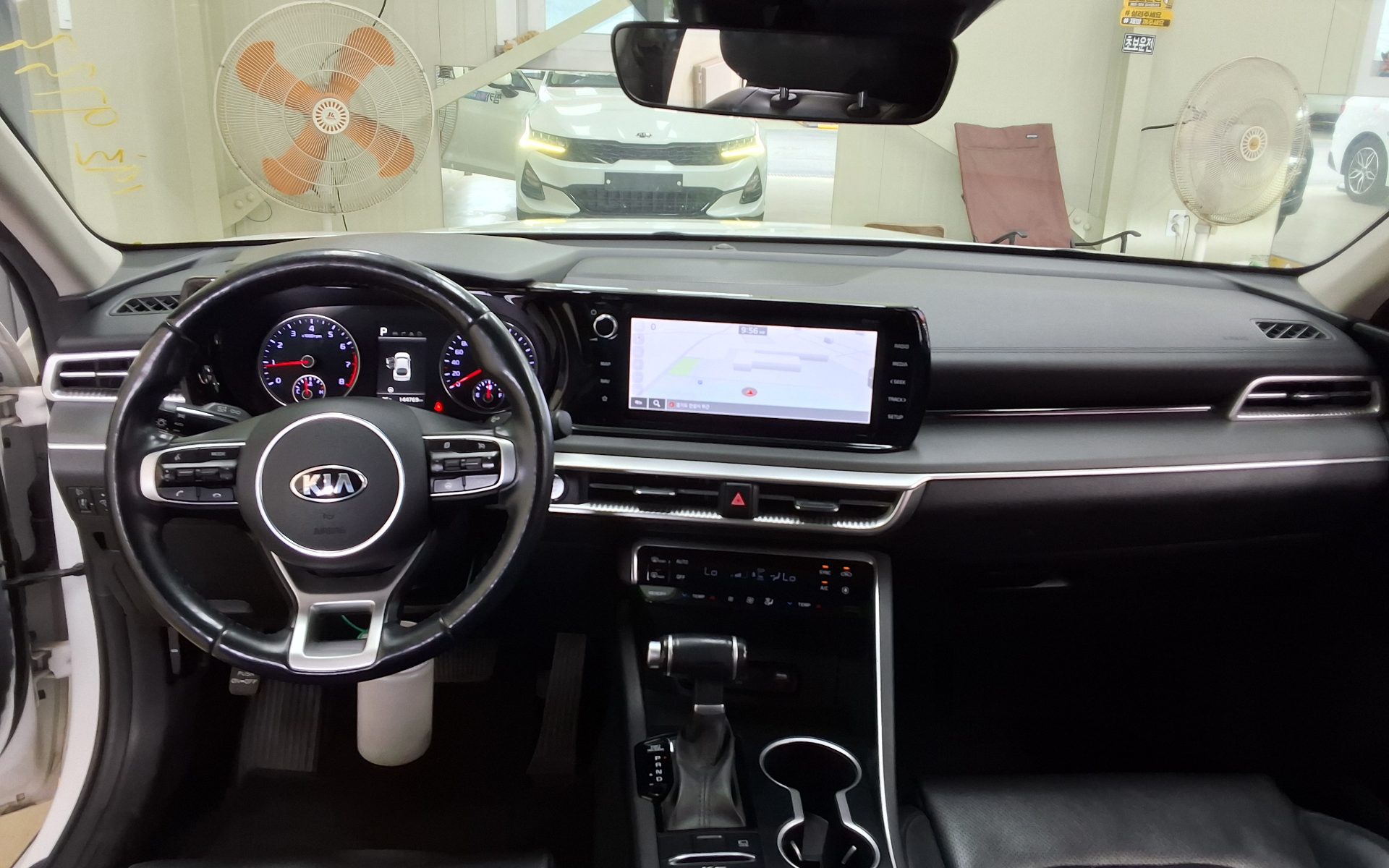 2021 - kia k5