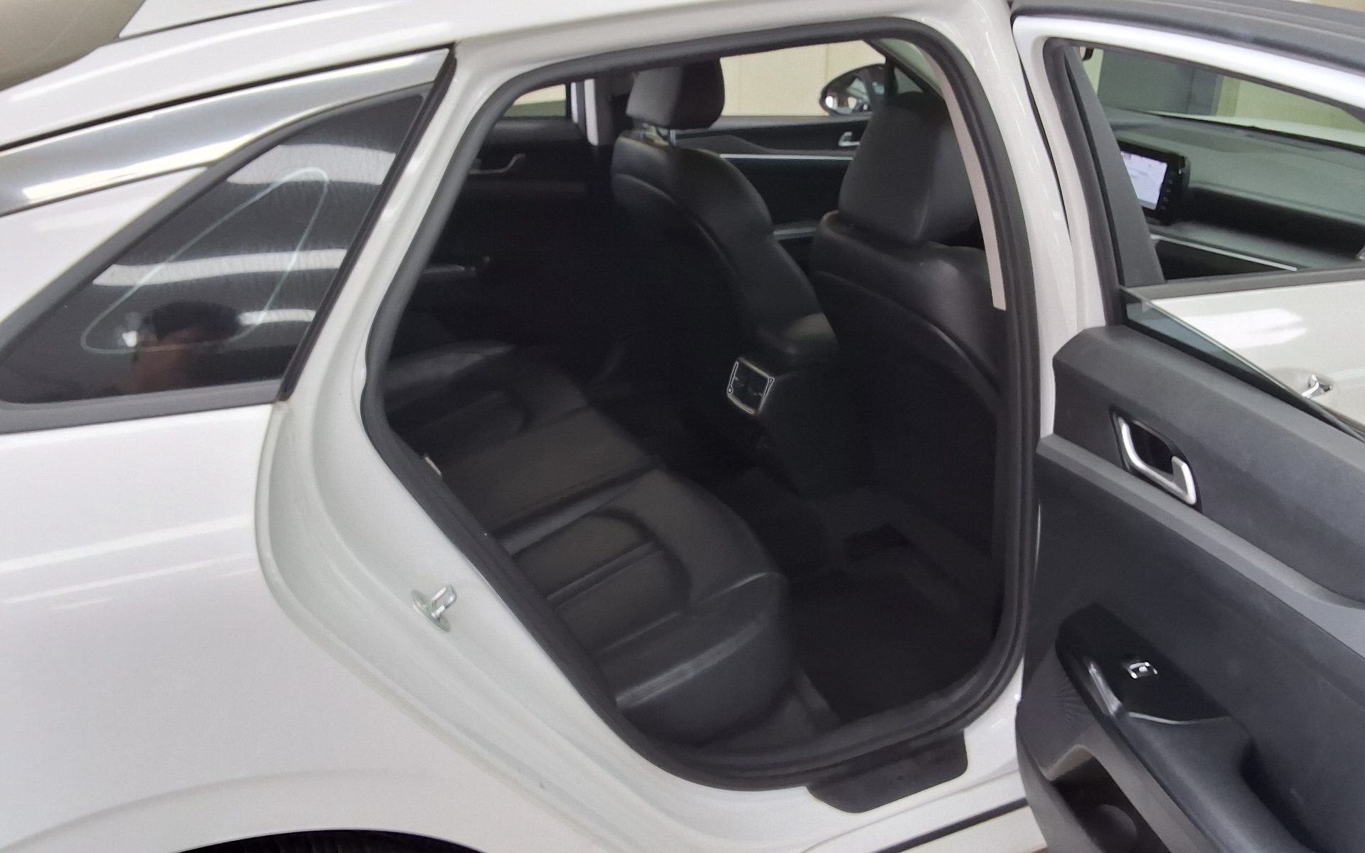 2021 - kia k5