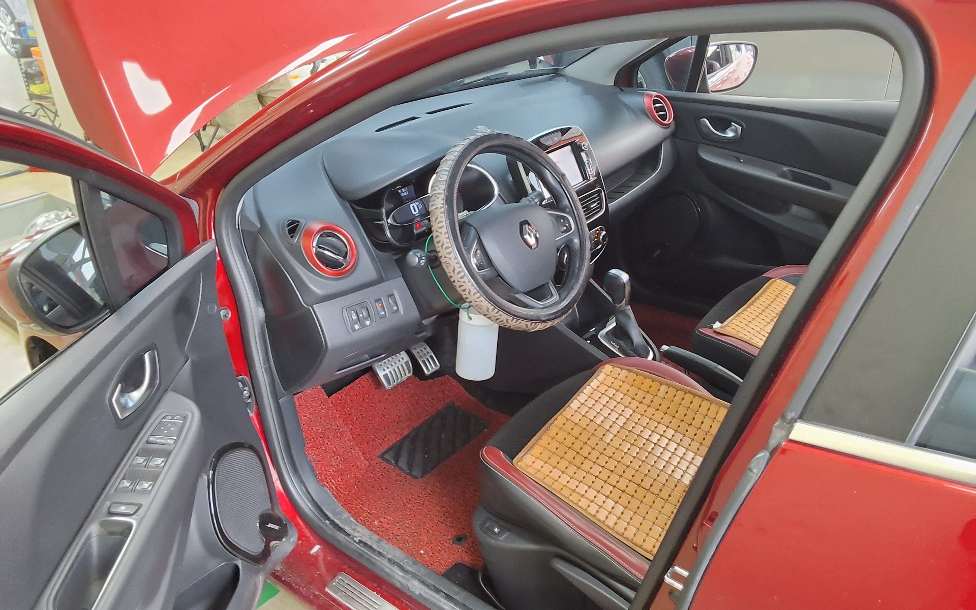 2018 - renault clio