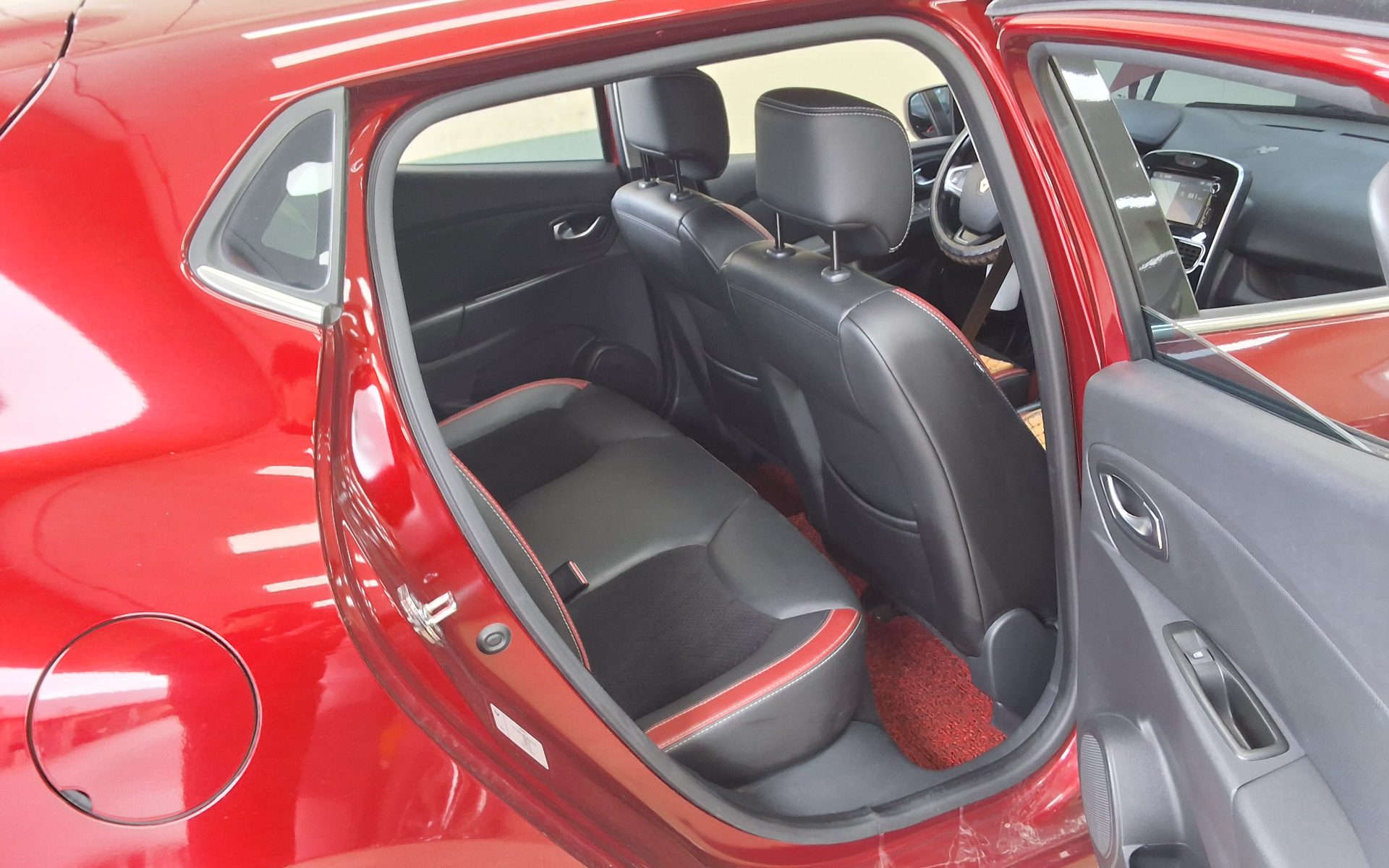 2018 - renault clio