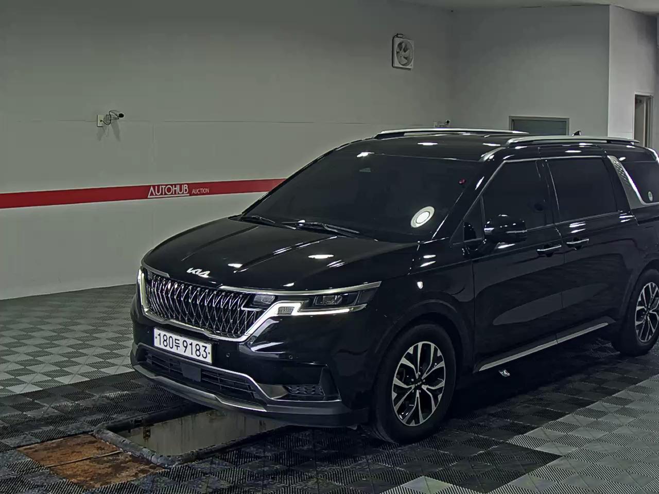 2023 - kia carnival