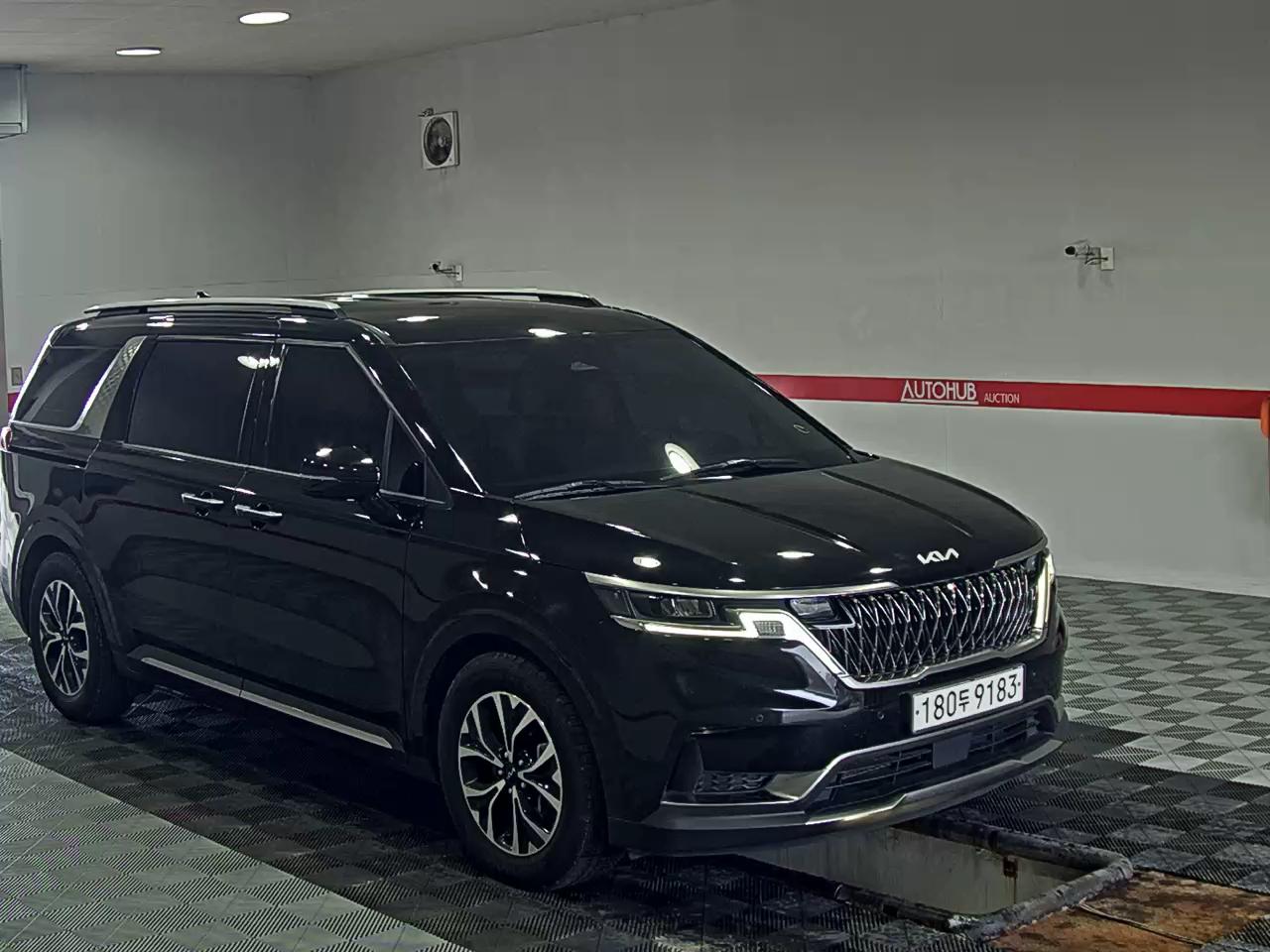 2023 - kia carnival