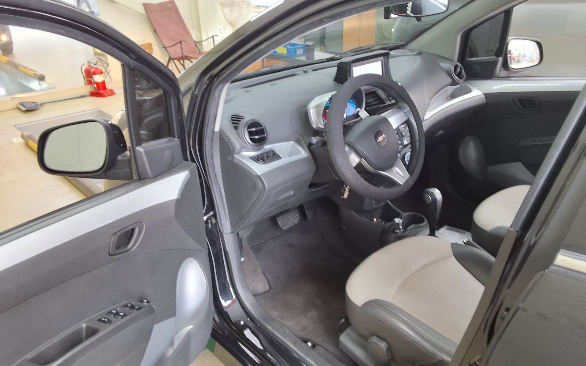 2014 - chevrolet spark