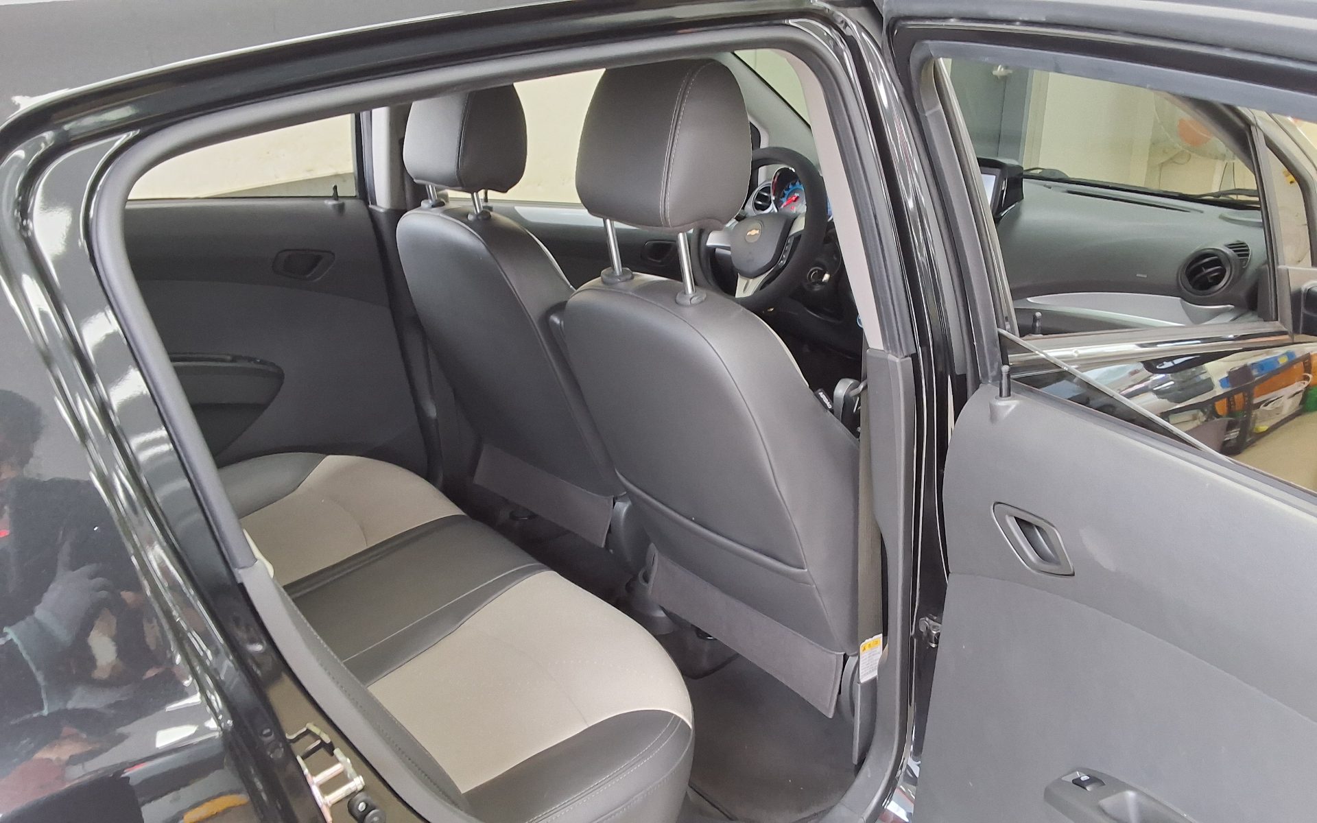 2014 - chevrolet spark