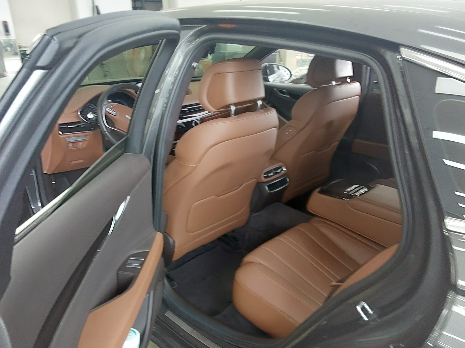 2021 - genesis g80