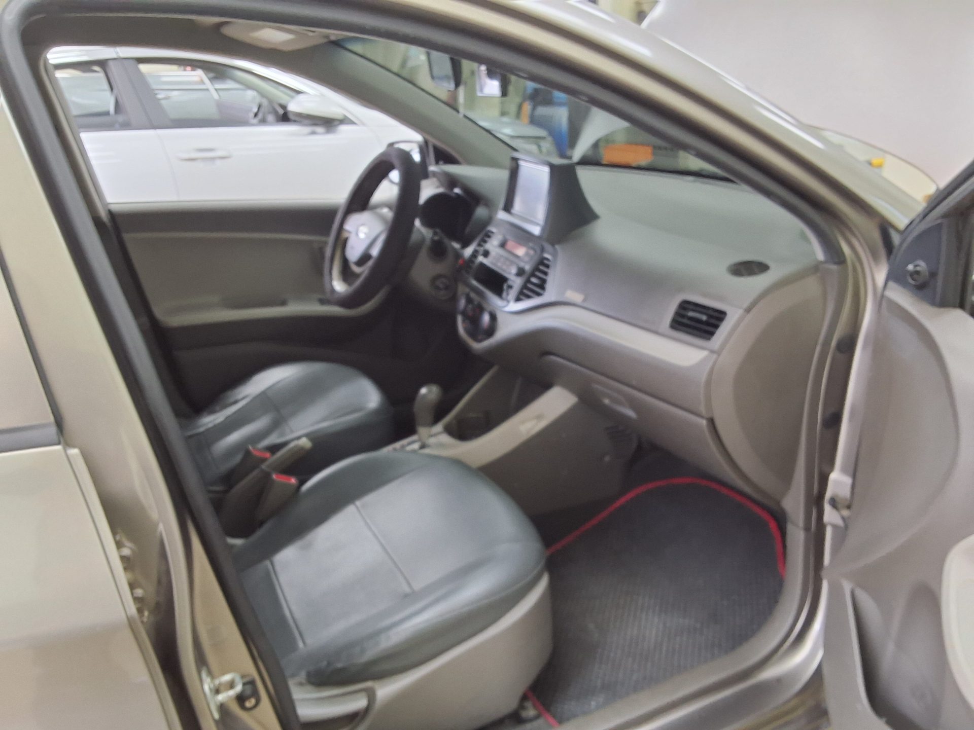 2013 - kia morning