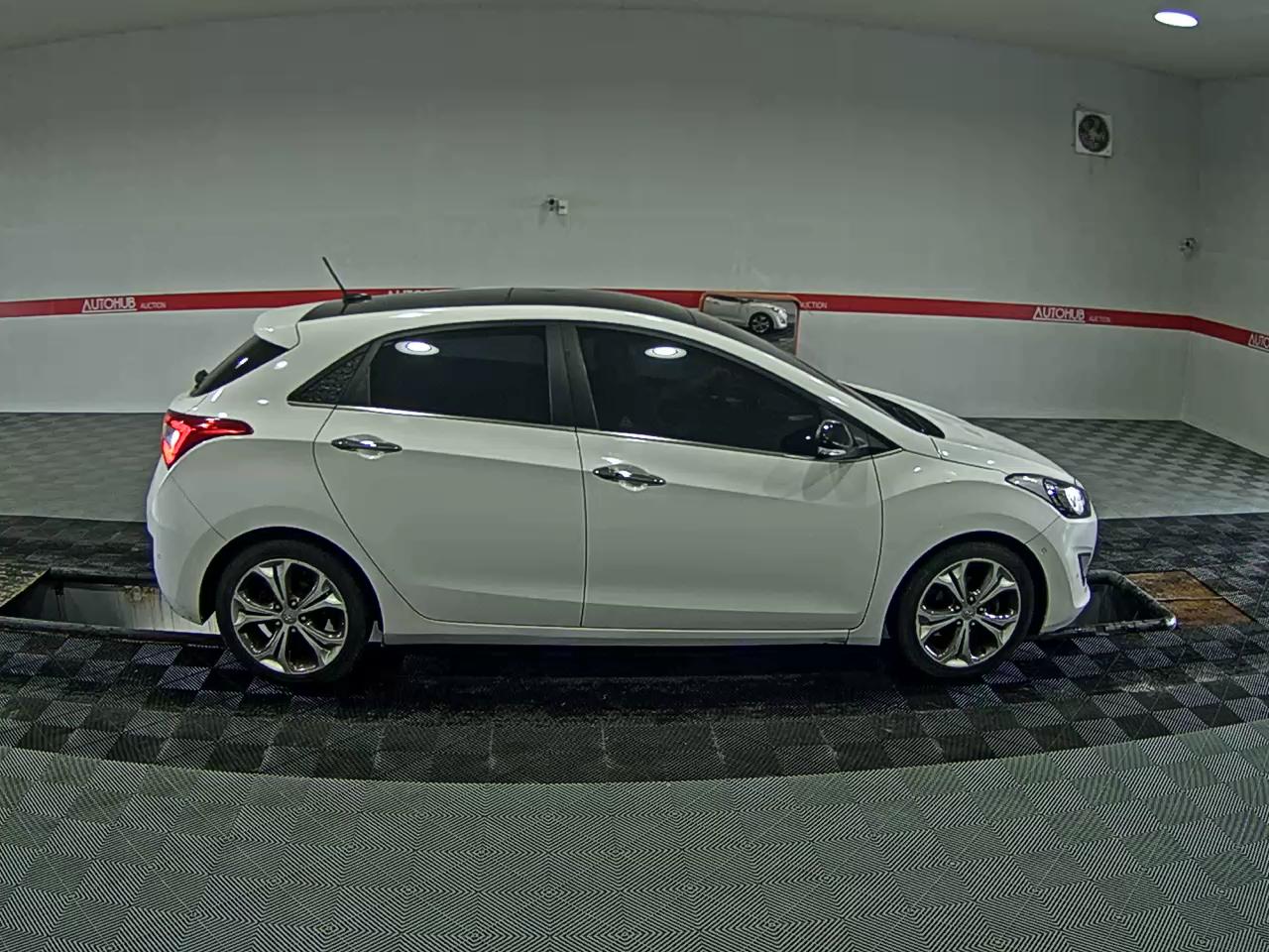 2012 - hyundai i30