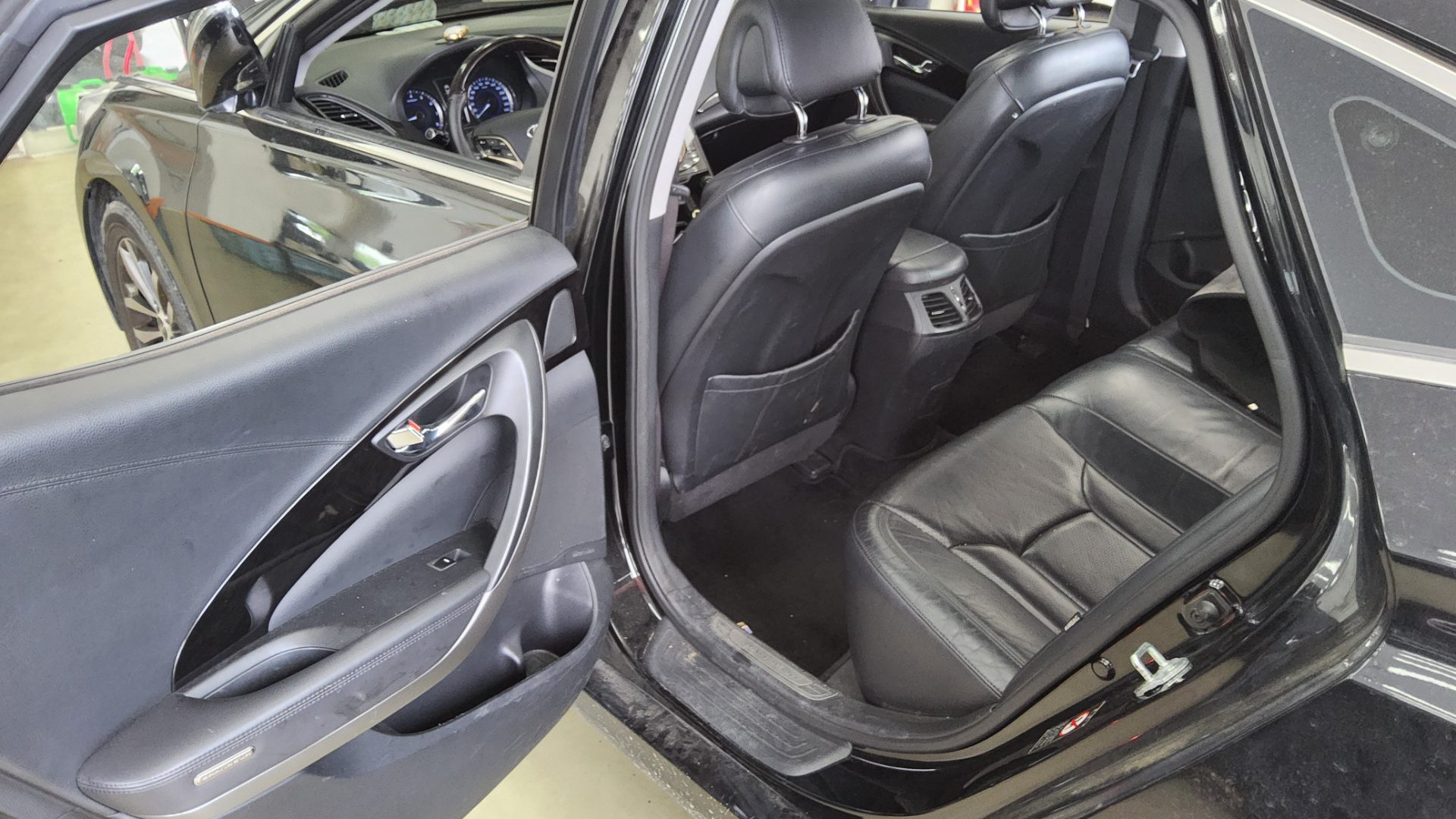 2012 - hyundai grandeur